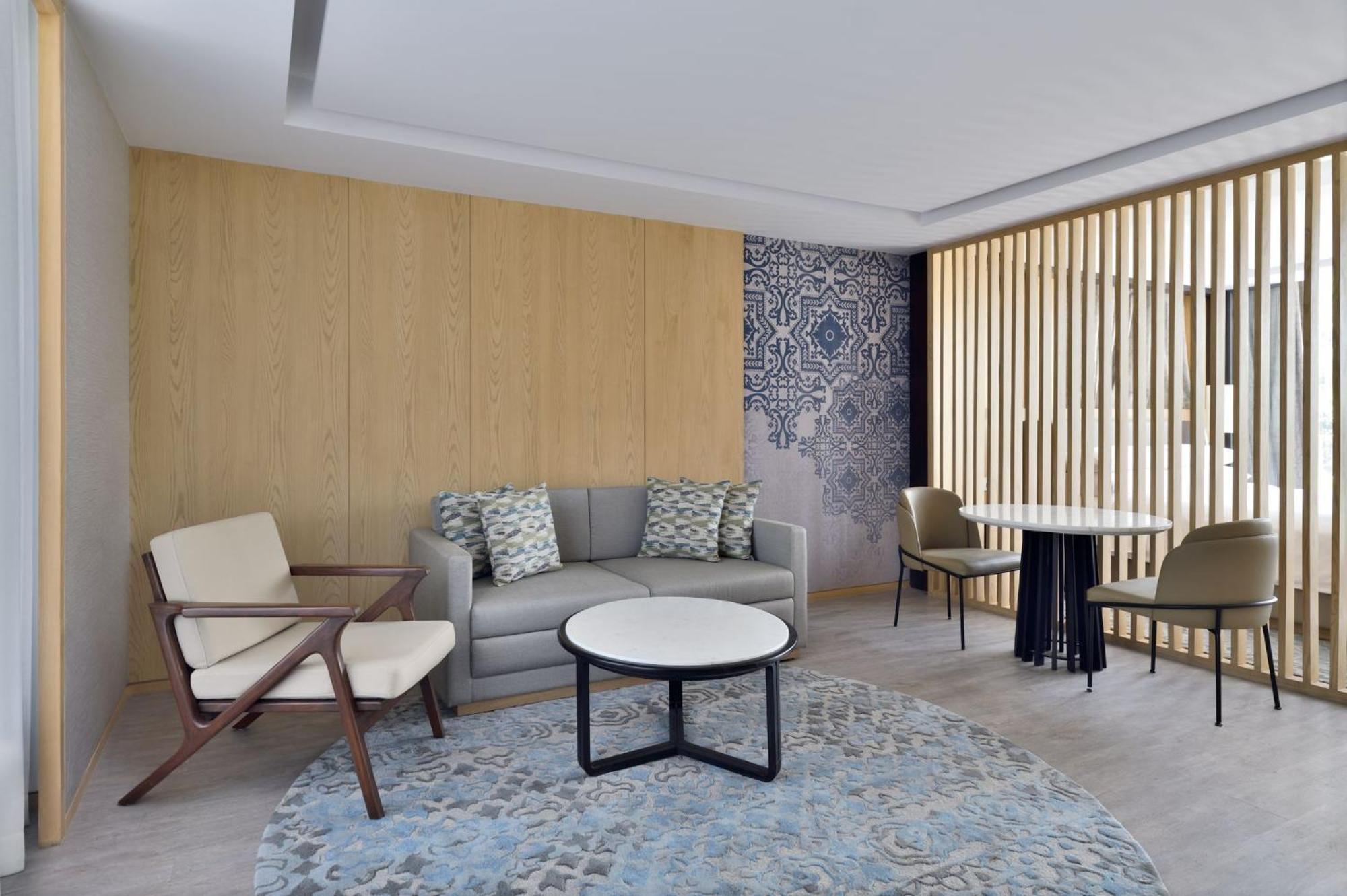 Executive One-Bedroom King Suite with Mountain View