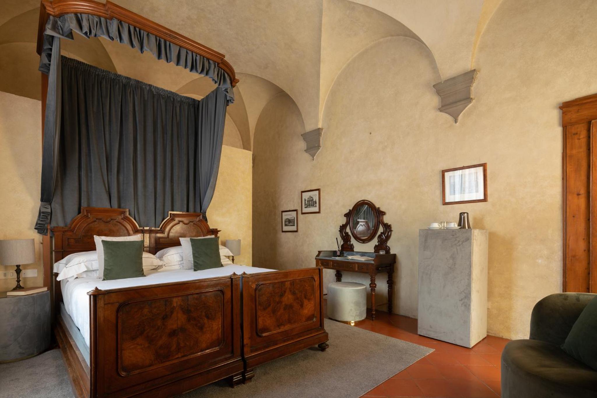 Deluxe Room - Photo 4