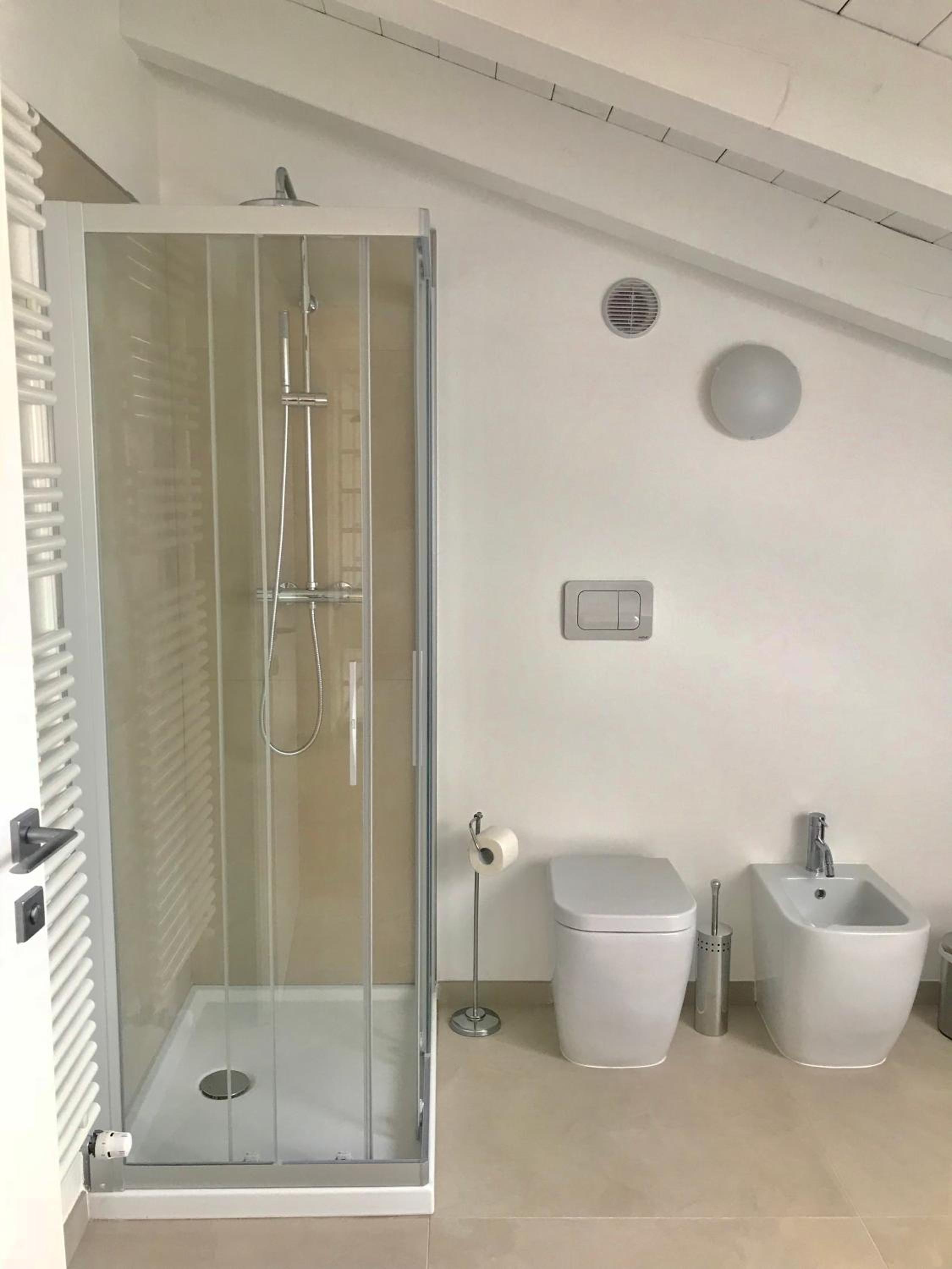Standard Double or Twin Room - Photo 2