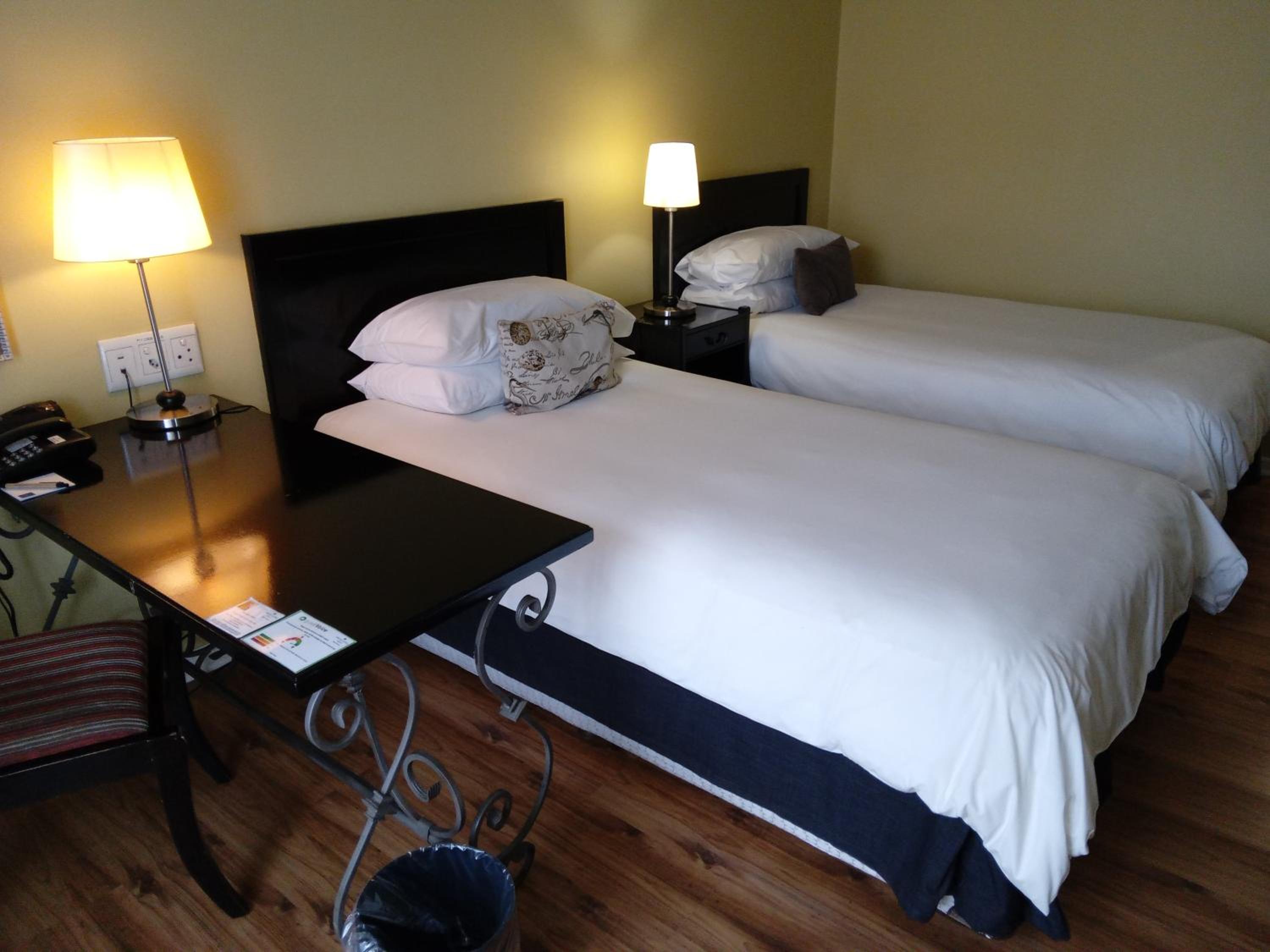 Guest Room, 2 Twin - Photo 1