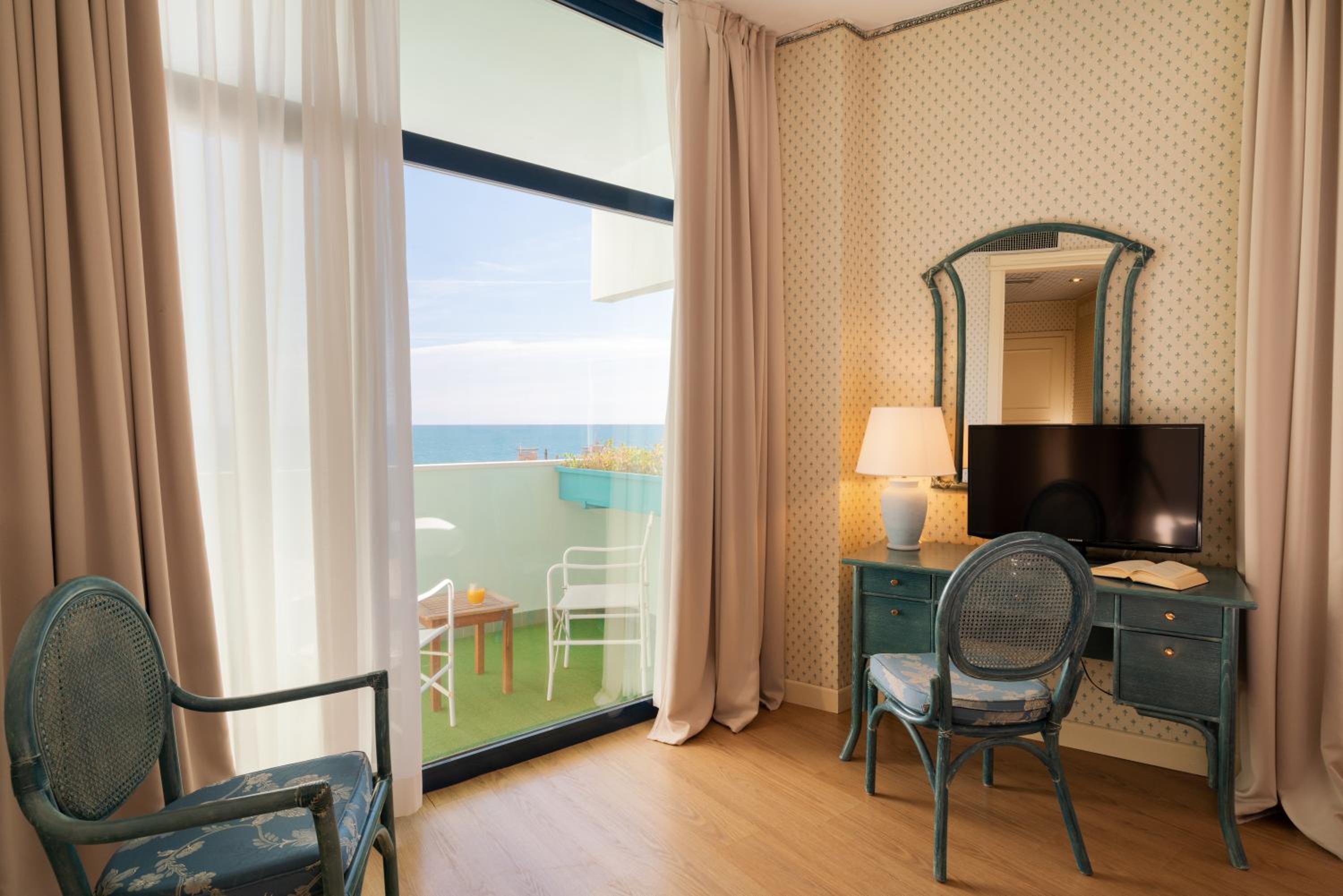 Superior Double Room Sea Side photo 2