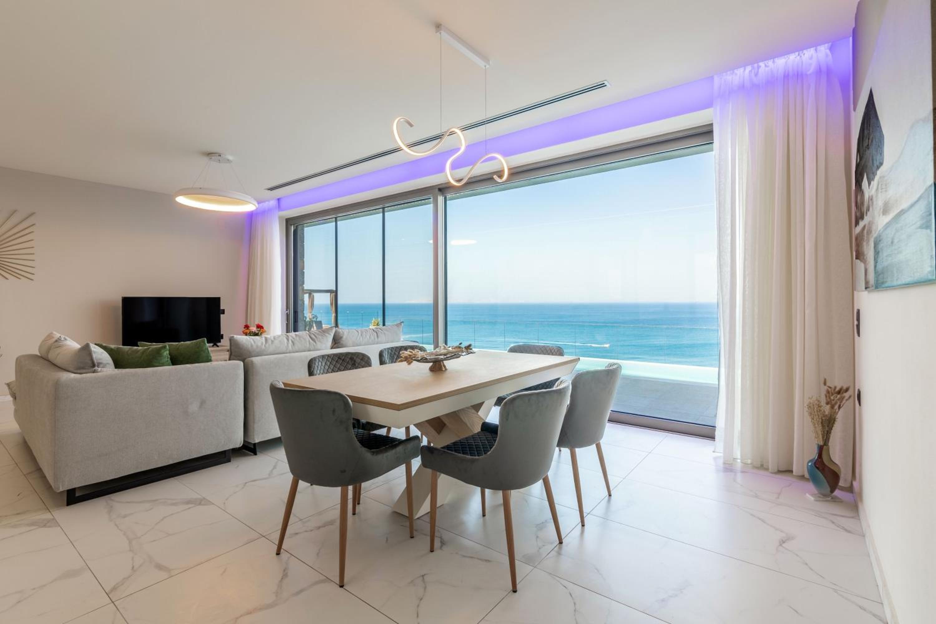 Villa with Sea View photo 2