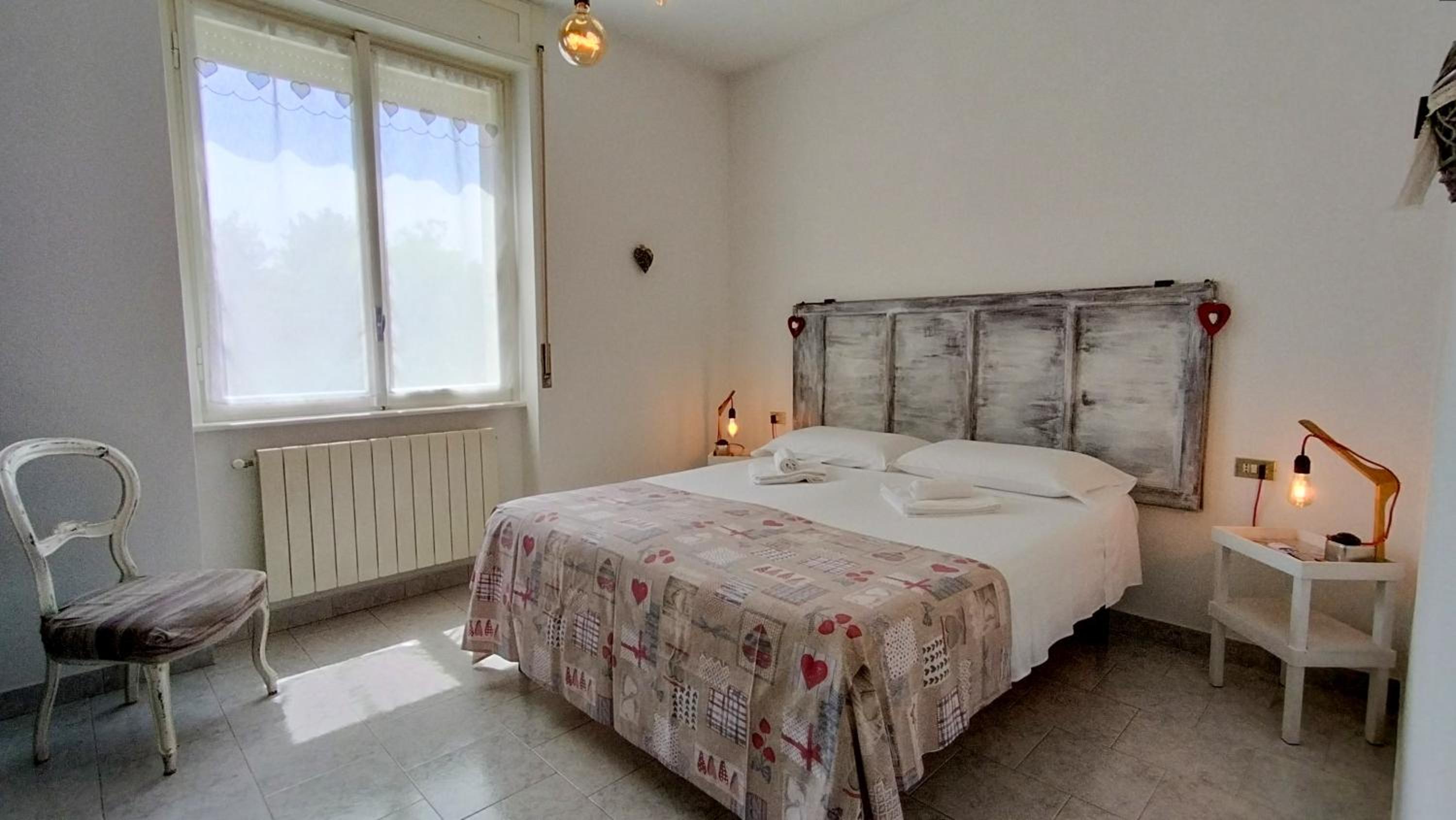 One-Bedroom Apartment - Photo 26