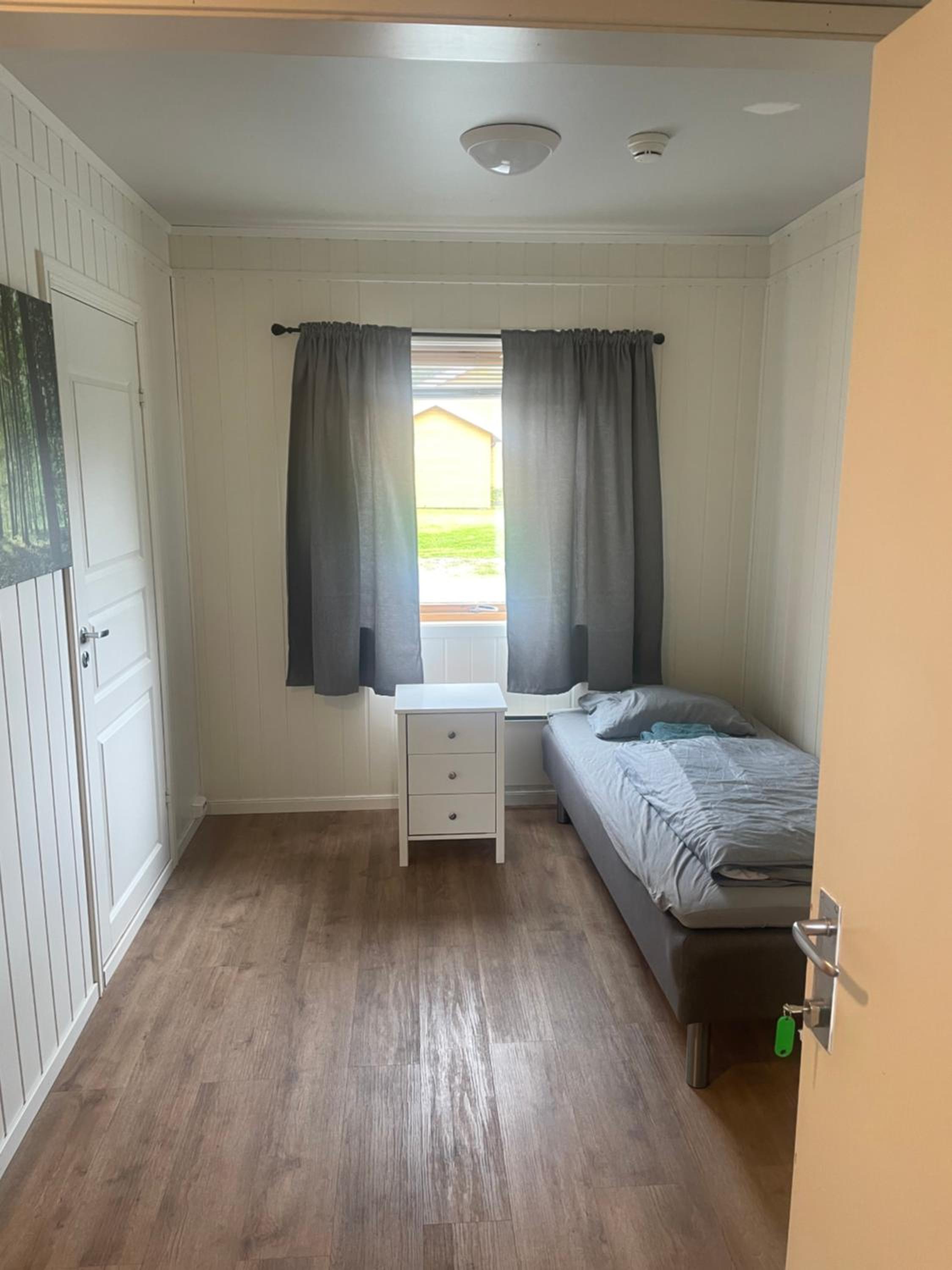 Single Room with Bathroom photo 3