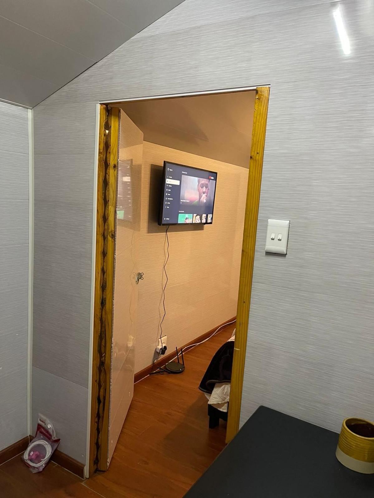 One-Bedroom Apartment photo 3