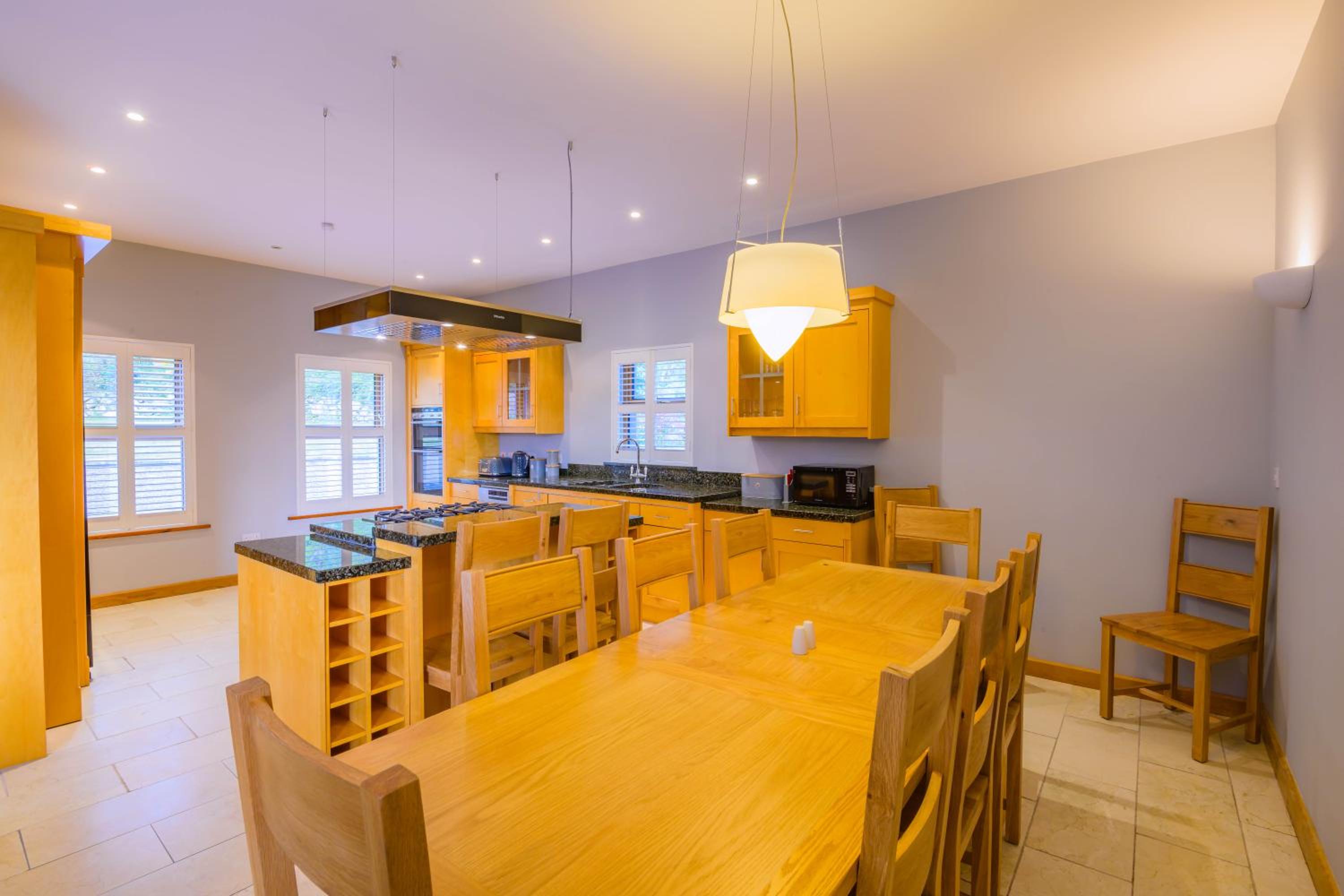 Woodside Residence  photo 3