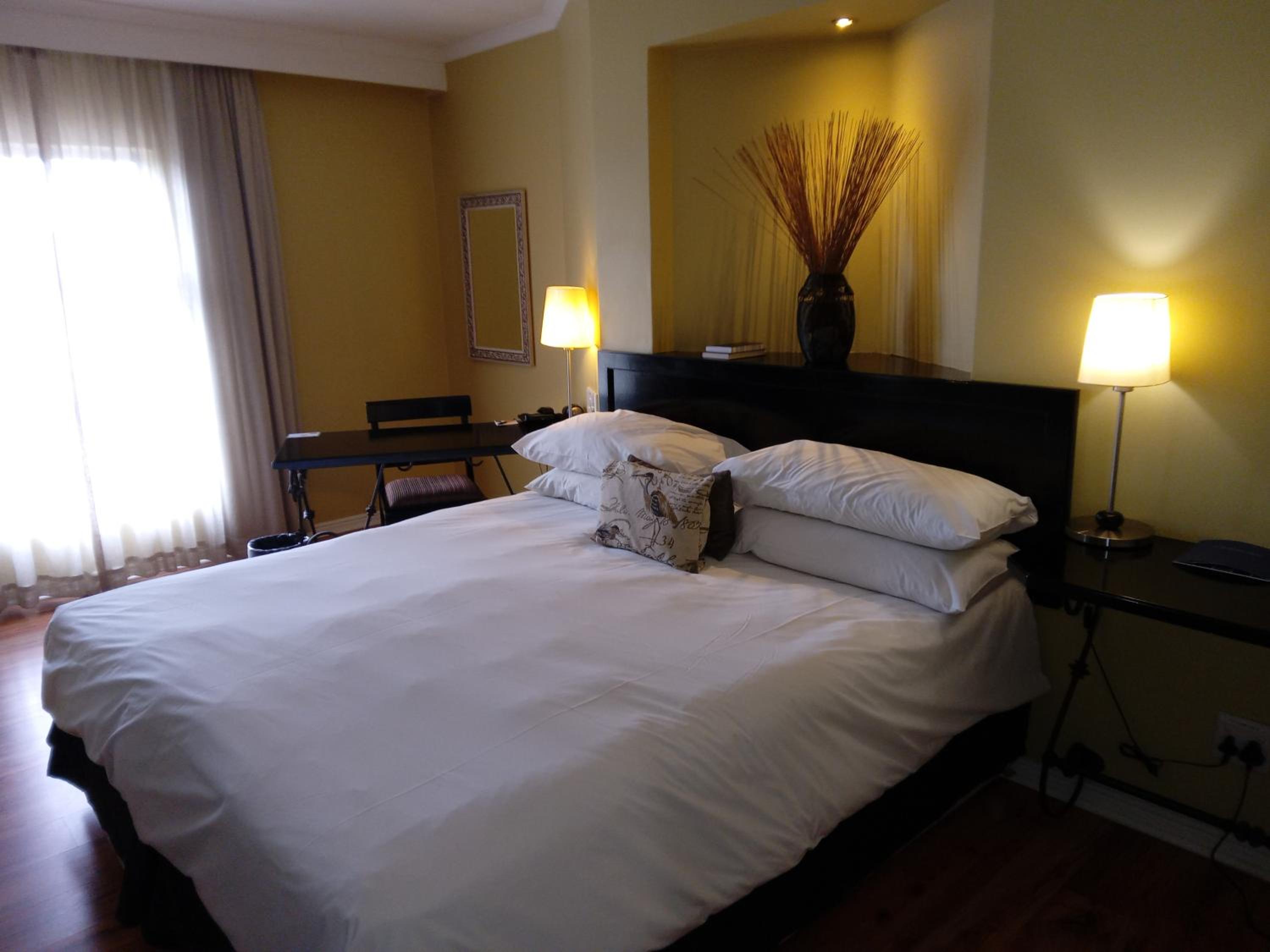 Guest Room, 1 King - Photo 3