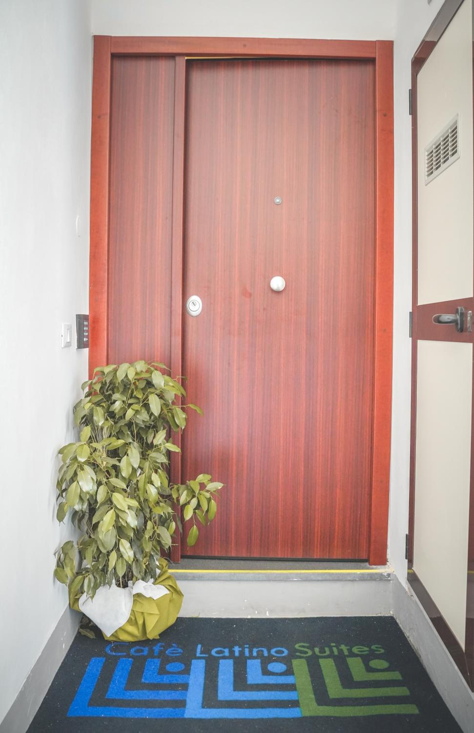 Double or Twin Room - Photo 10