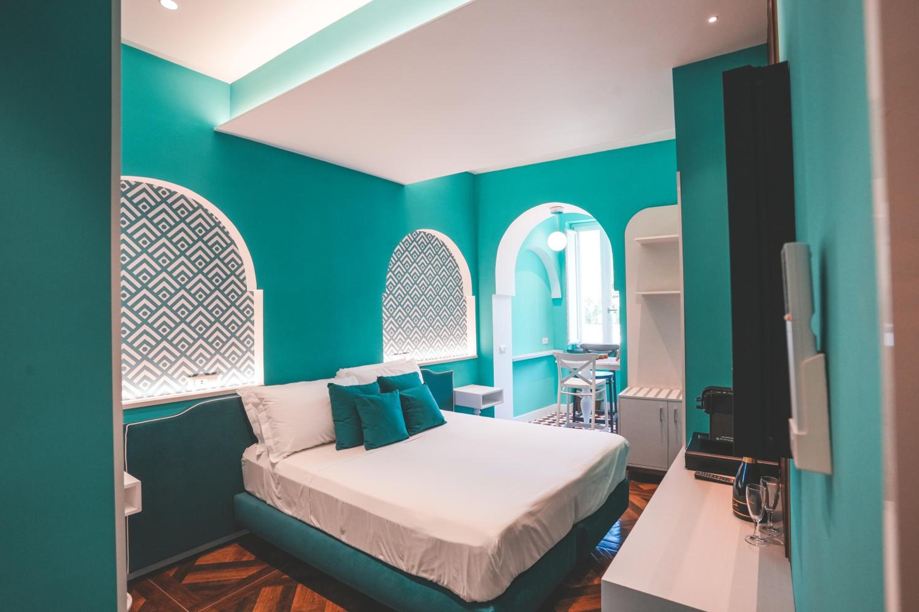 Double or Twin Room - Photo 16