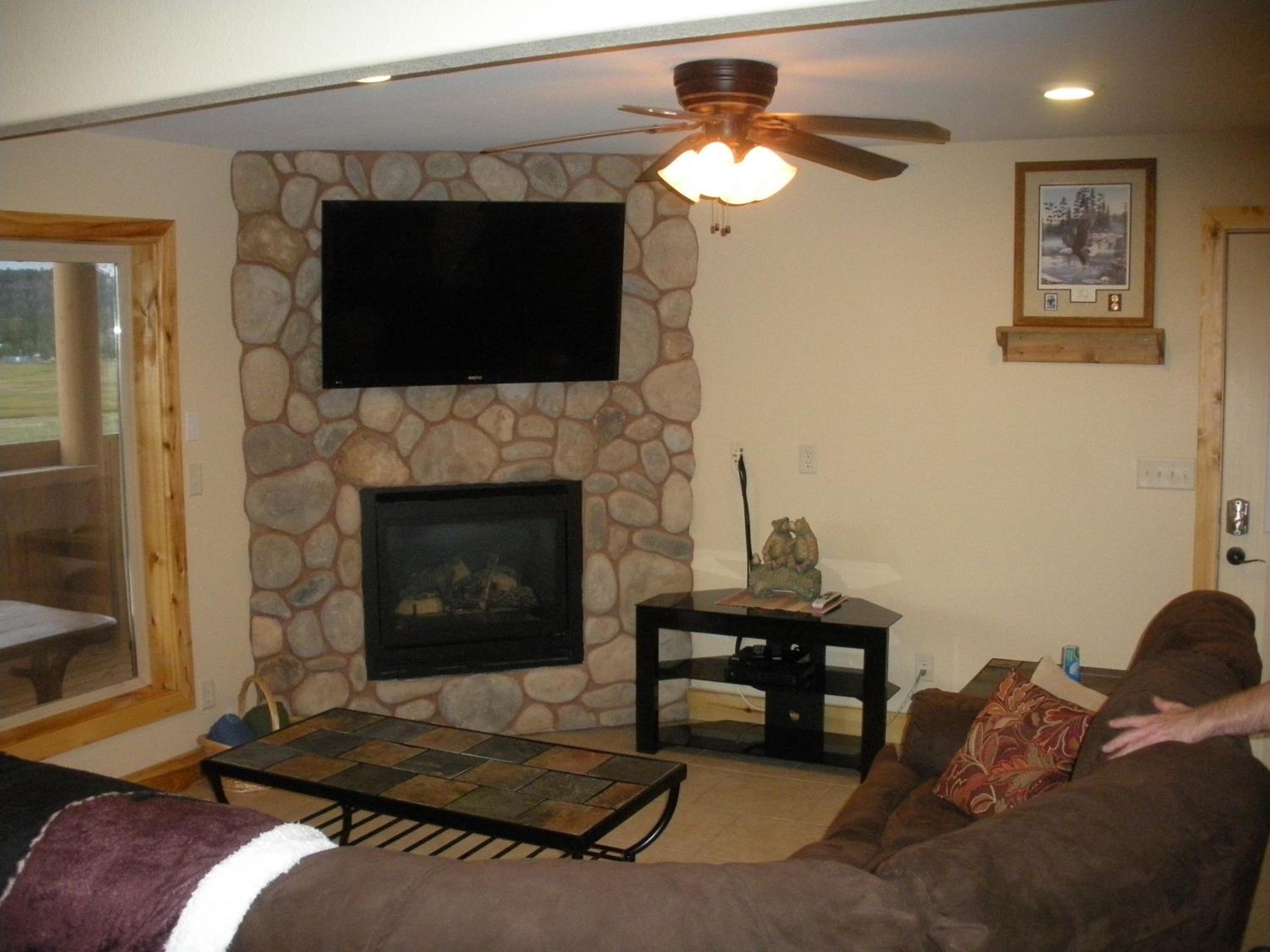 Three-Bedroom House - Wolf Pack