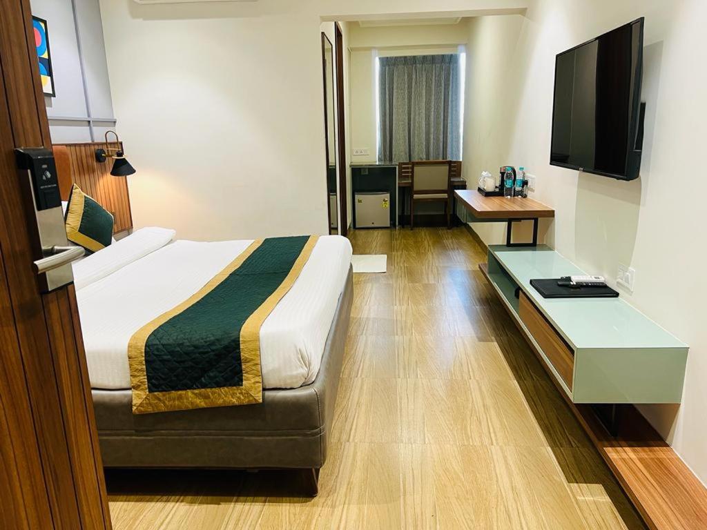 Deluxe Double Room - Photo 2