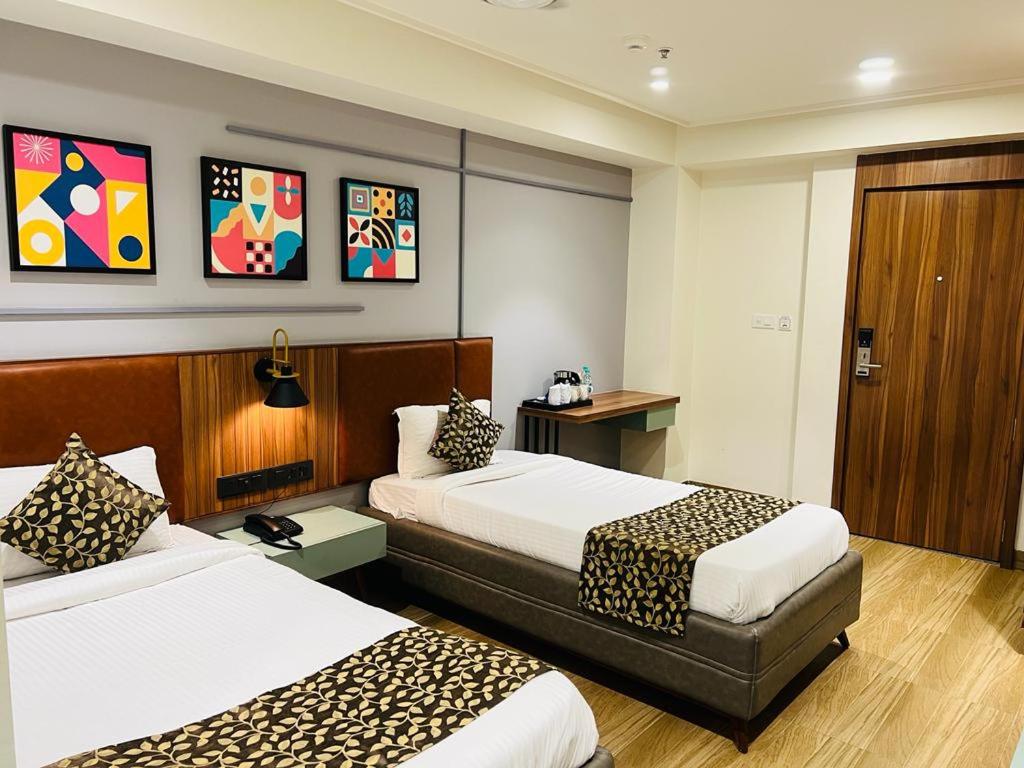 Deluxe Twin Room - Photo 1