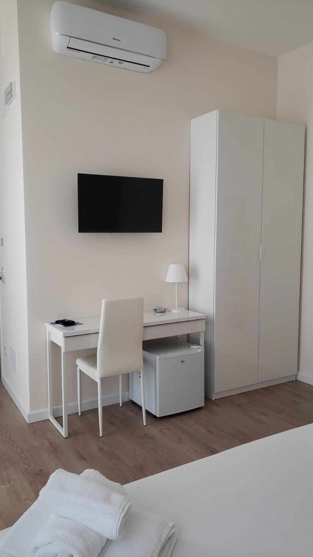 King Room with Balcony