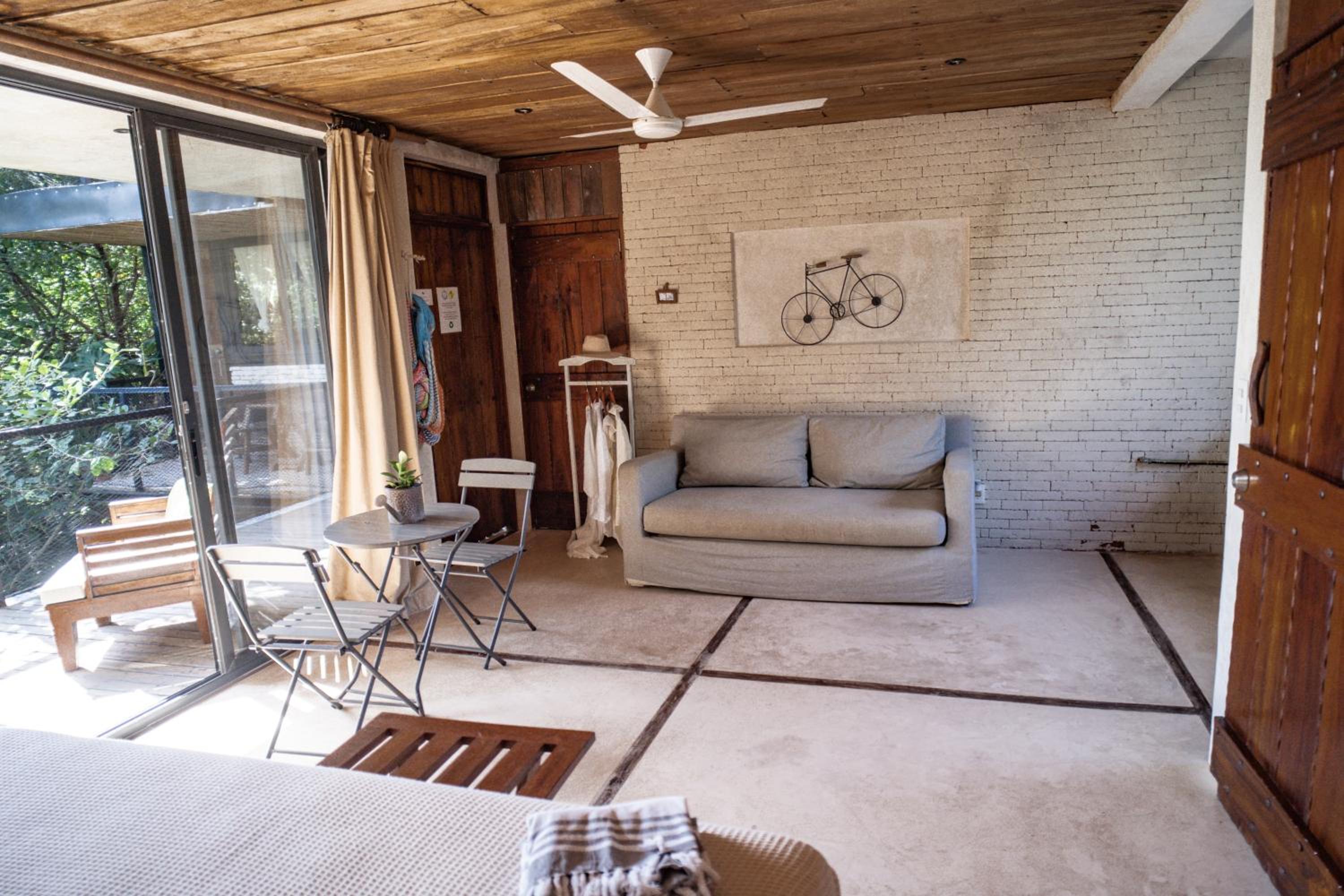 Studio with Balcony and Jungle View - Photo 40
