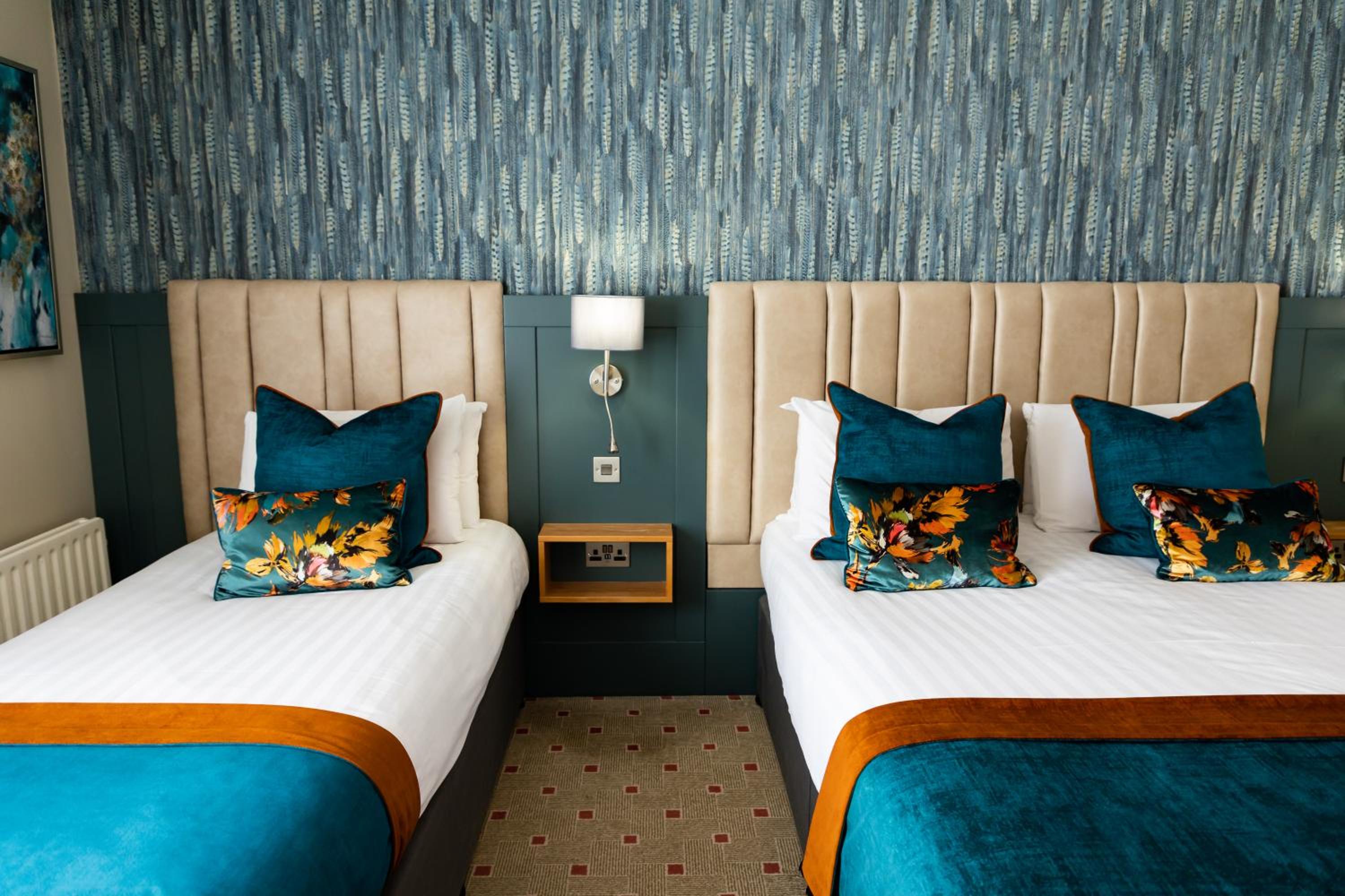 Deluxe Twin Room photo 2