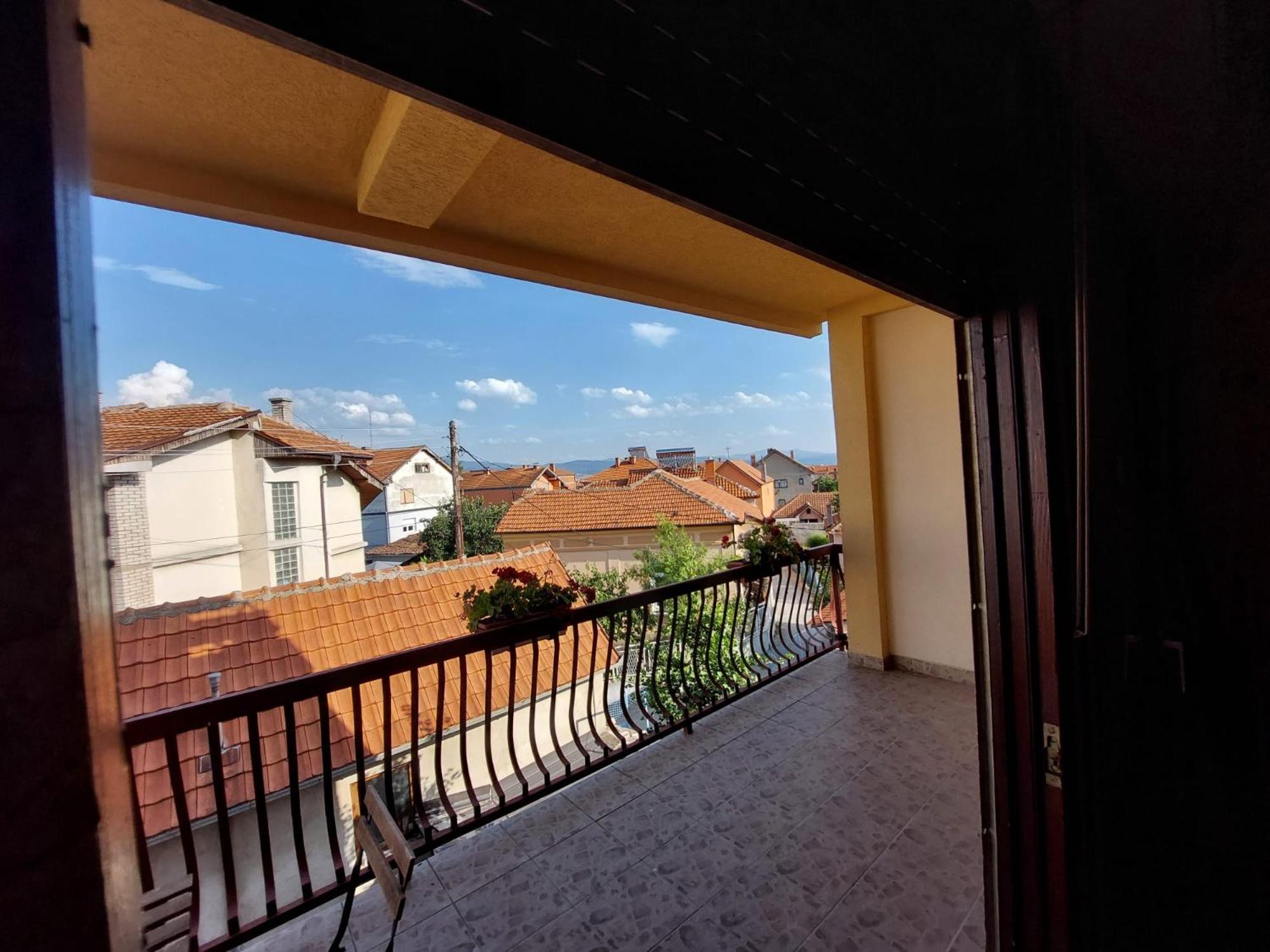 Deluxe Double Room with Balcony photo 3