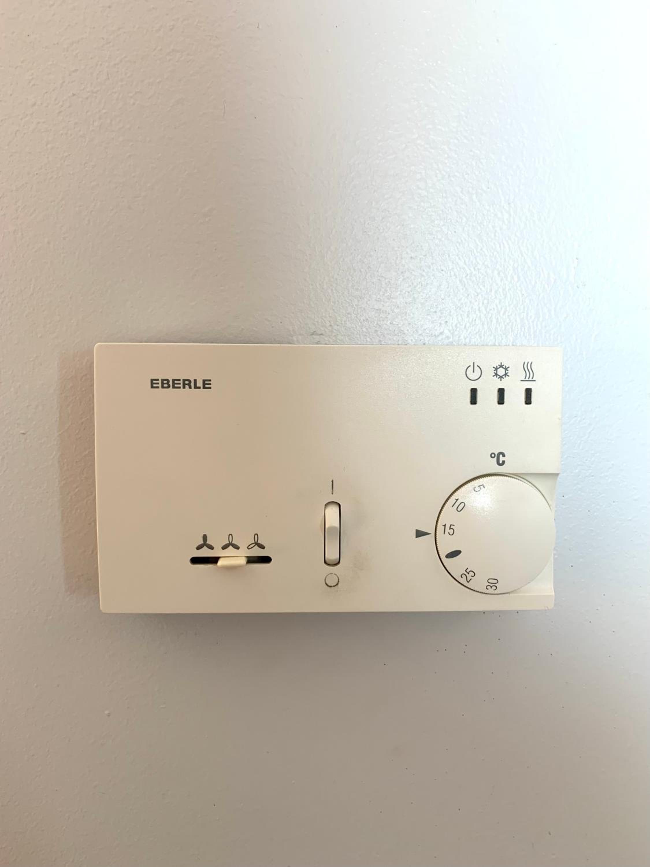 Standard Room thumbnail 6