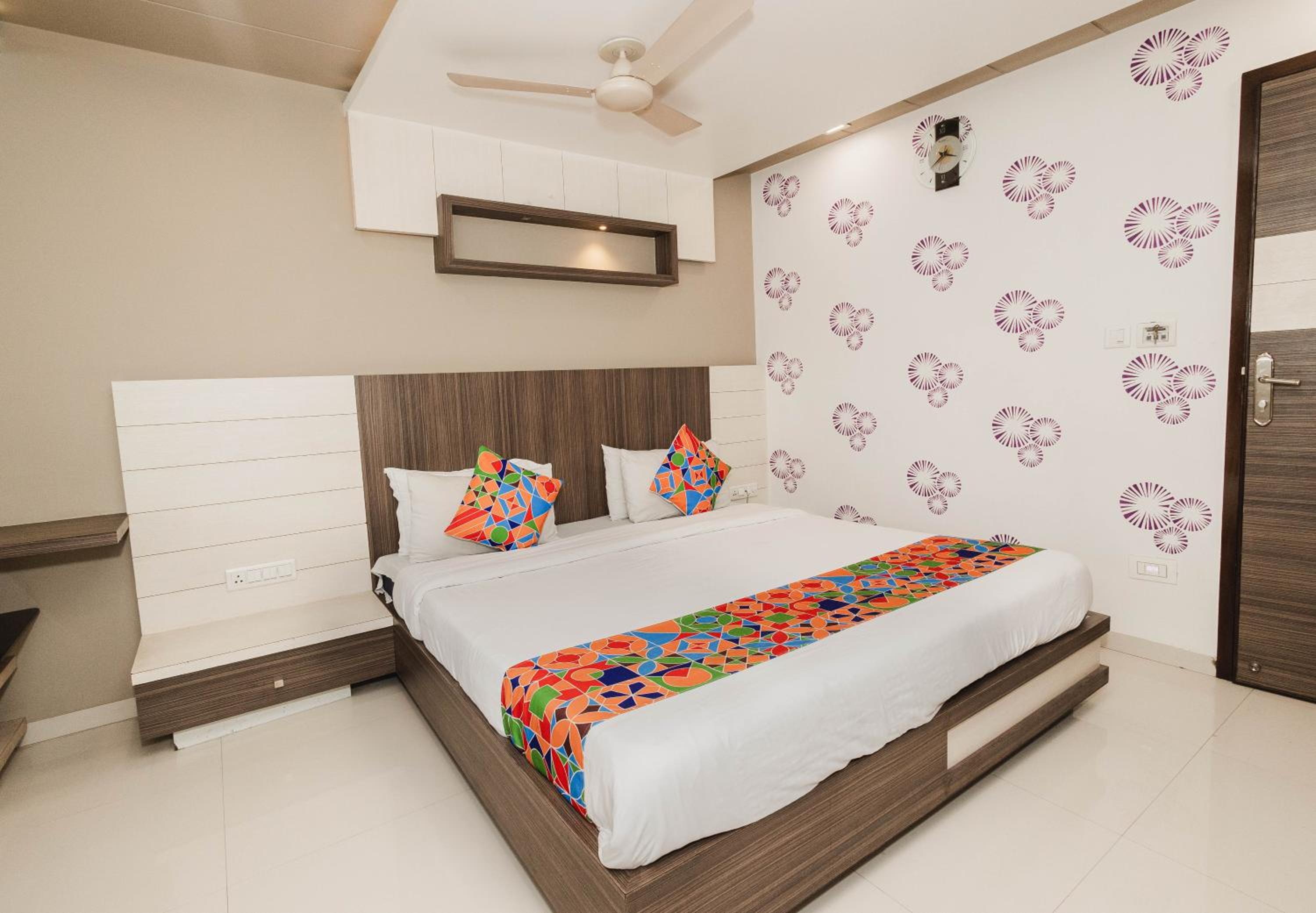 Deluxe Triple Room - Photo 3