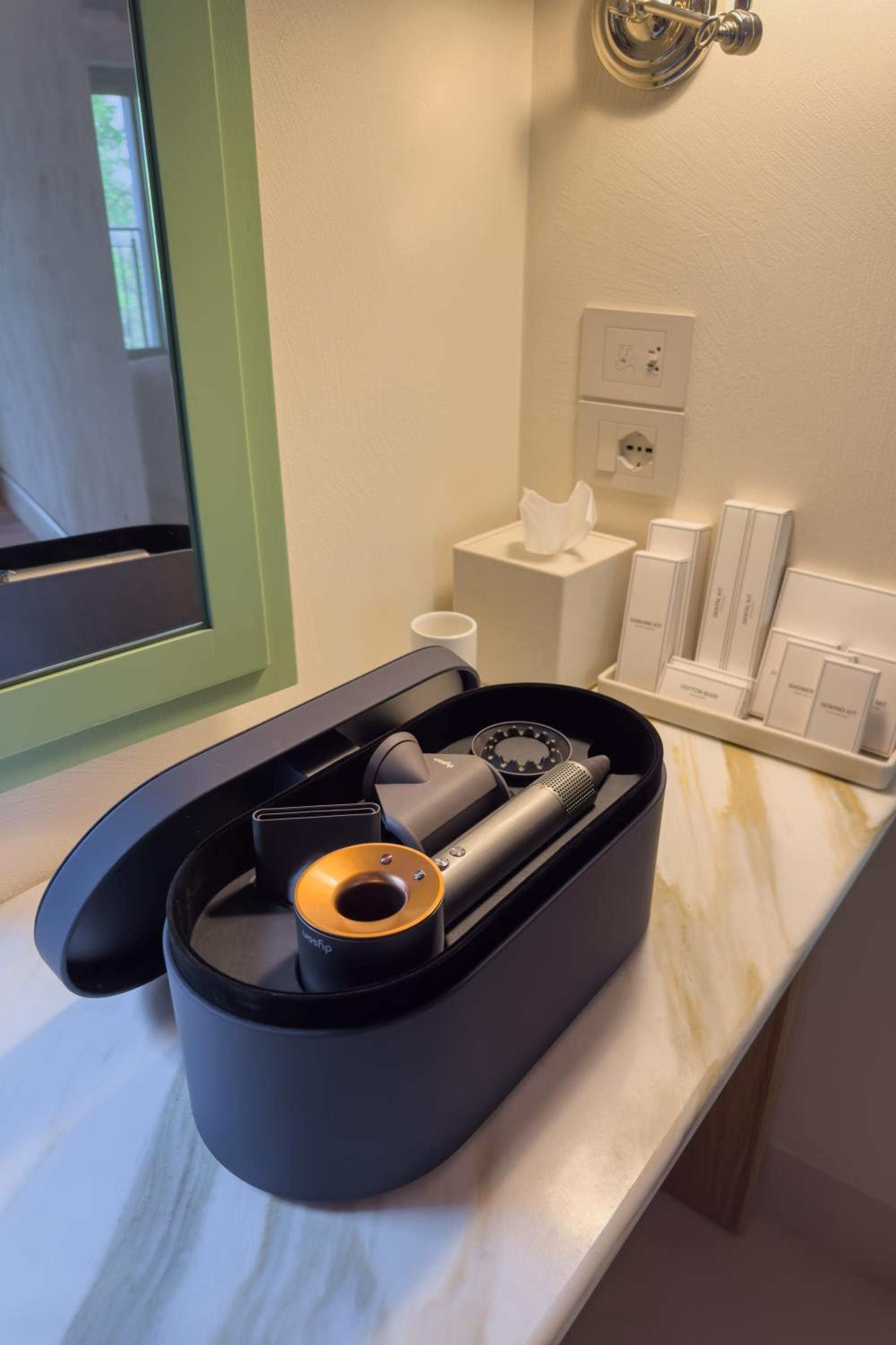 Suite photo 2