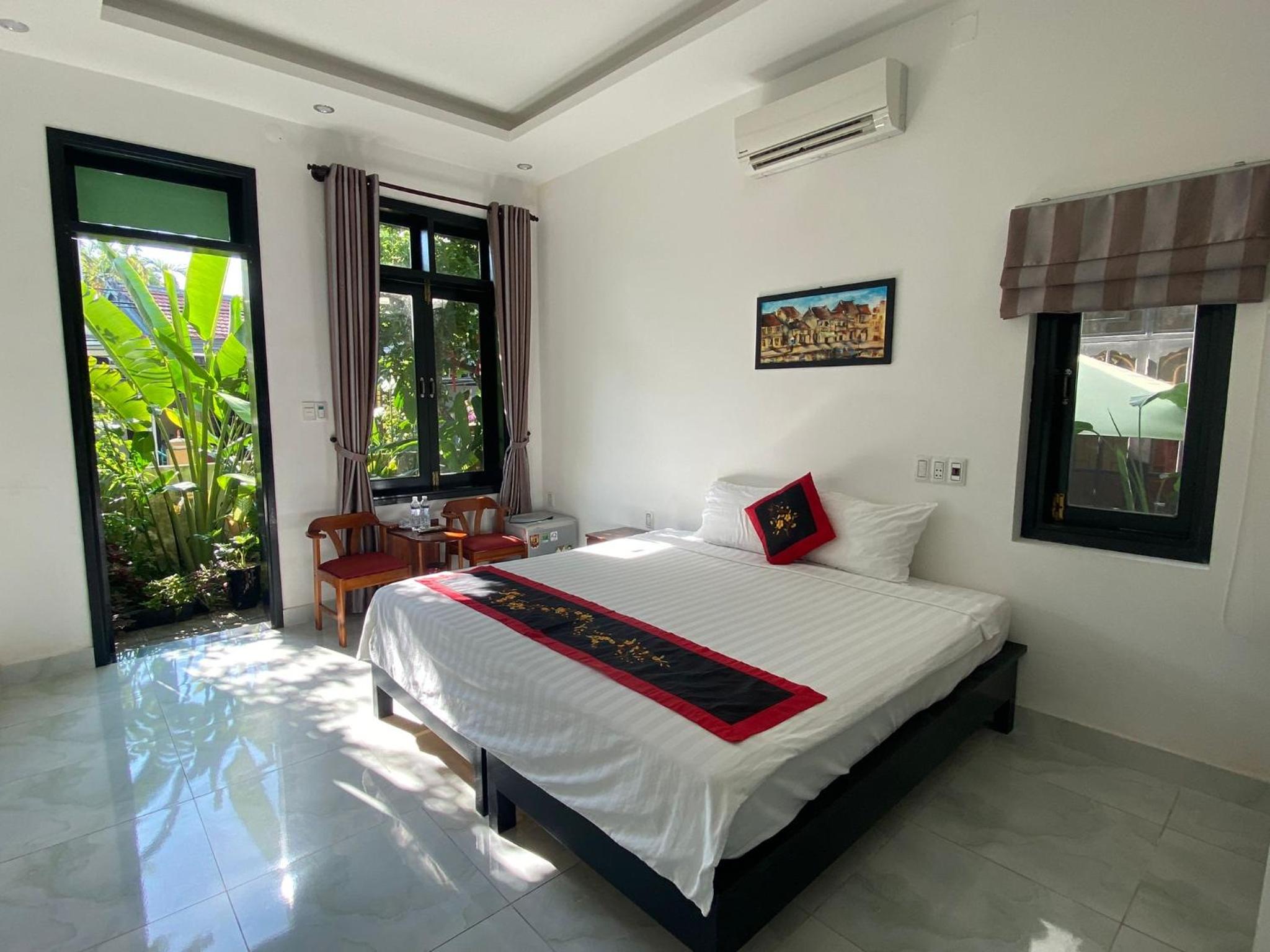 Deluxe Double or Twin Room with Garden View