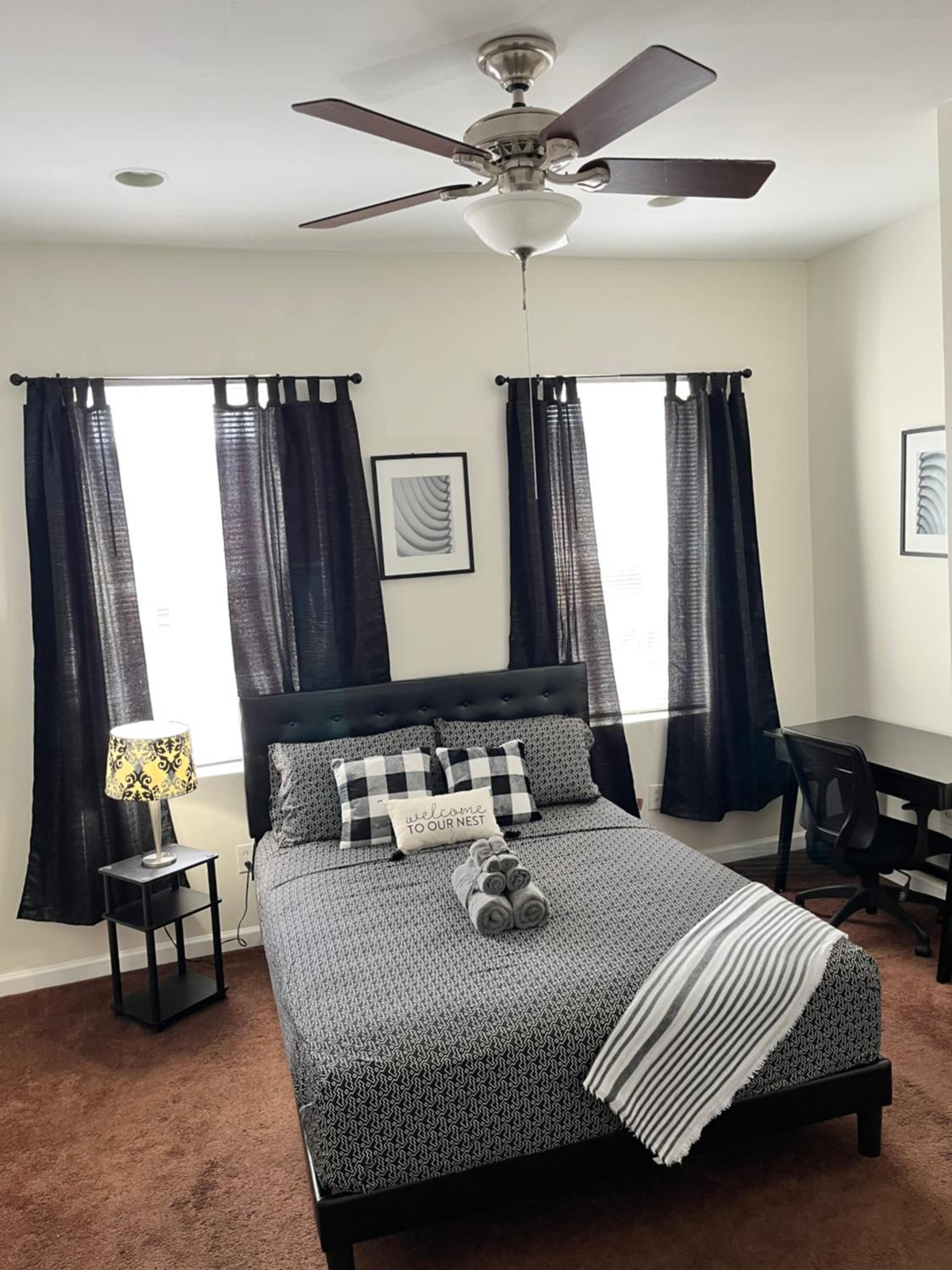 Two-Bedroom House - Photo 16