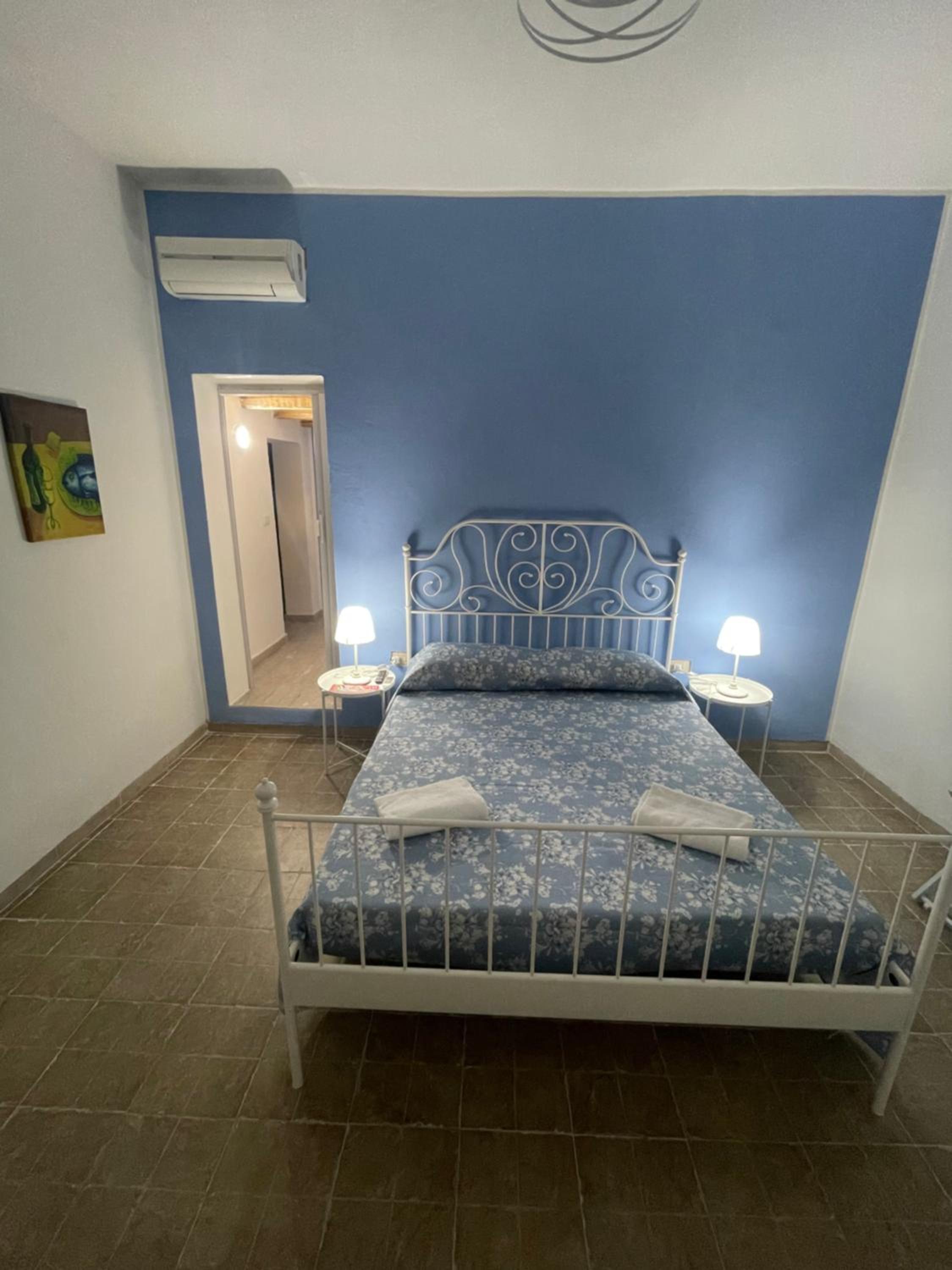 Deluxe Double Room with Shower photo 2