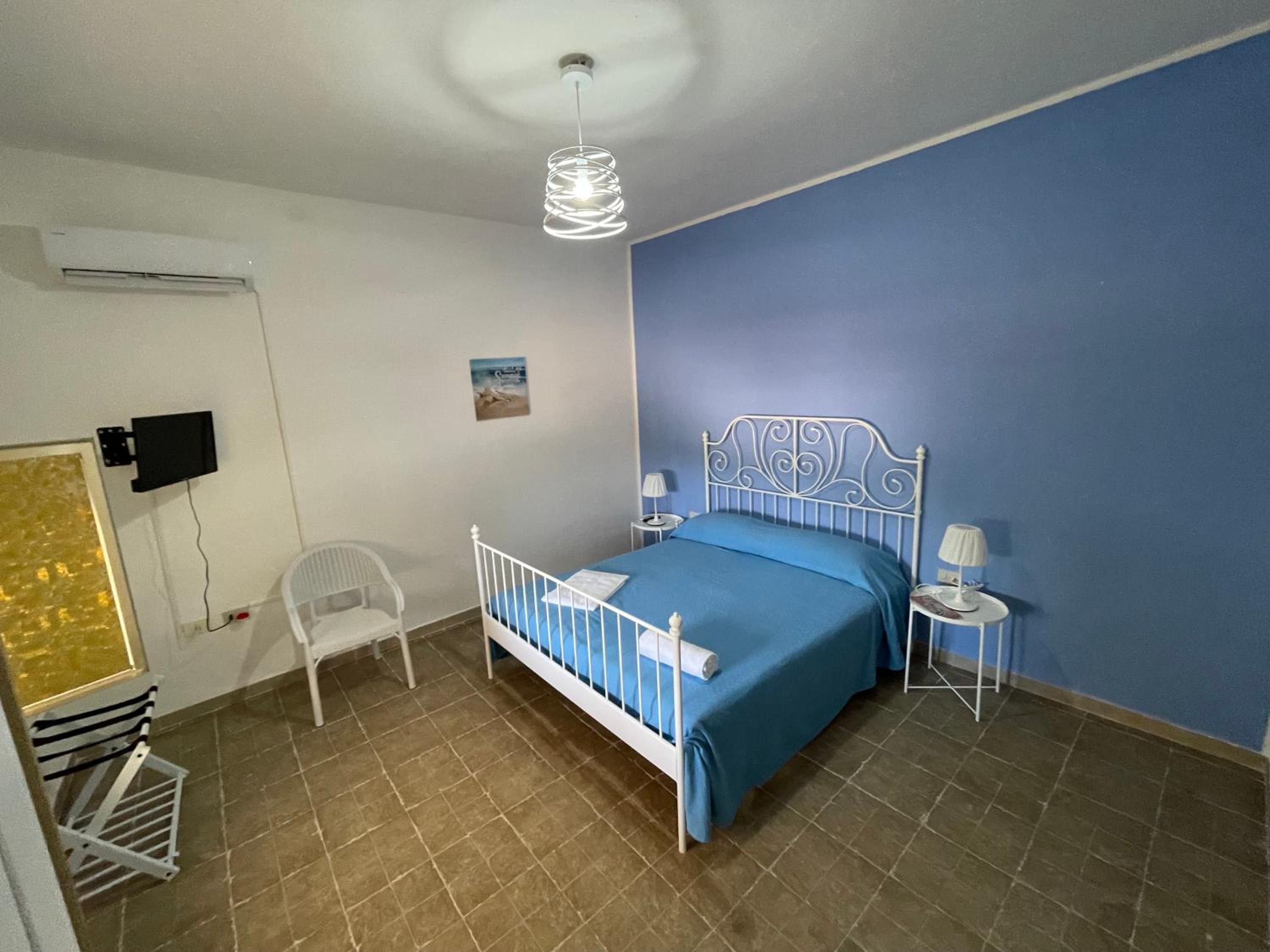 Deluxe Double Room with Shower photo 1