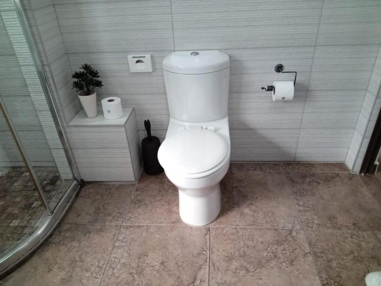 Deluxe Twin/King Garden View Room with Patio & Spa Bath photo 2