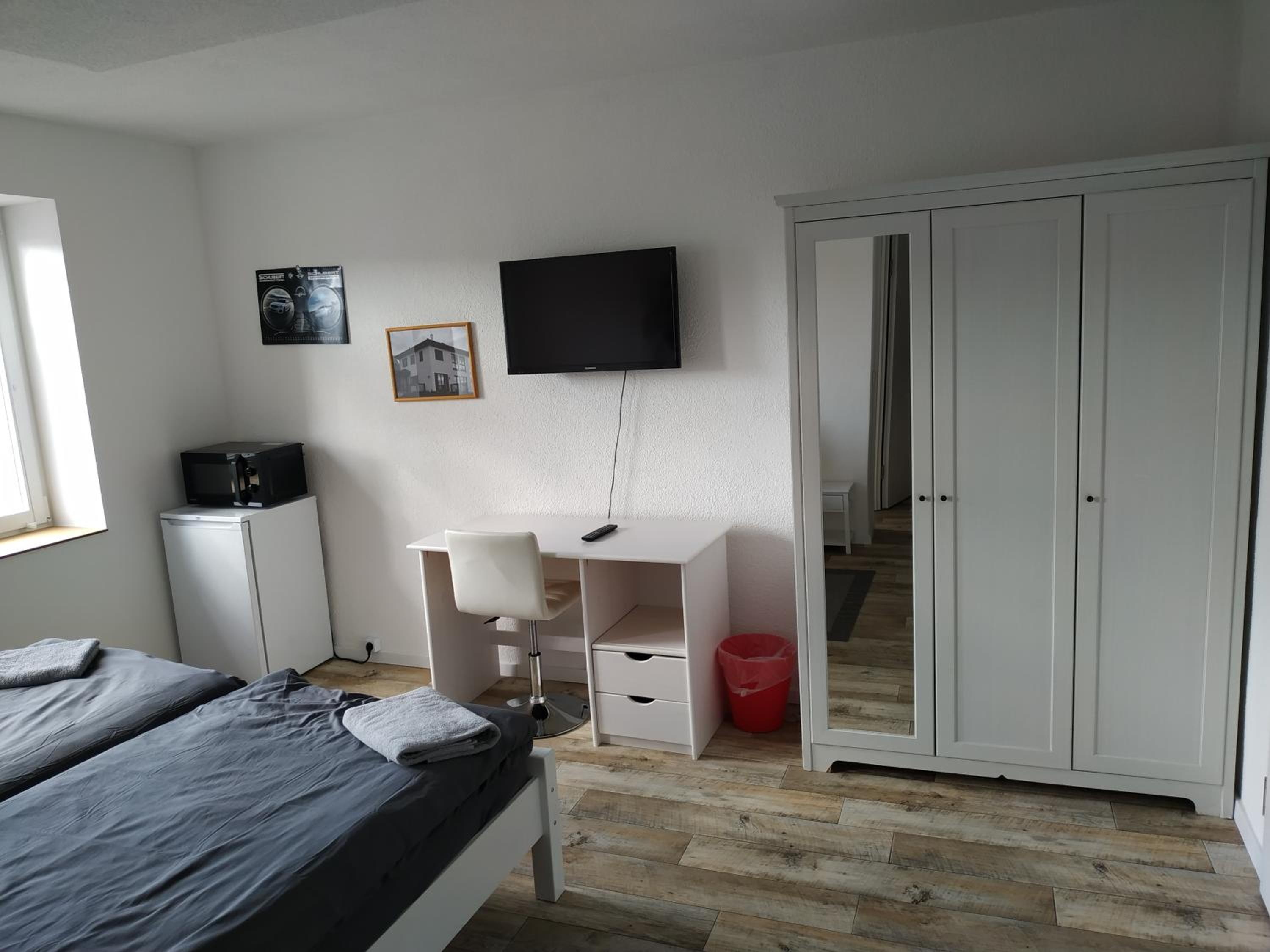 Apartment with Shower photo 3