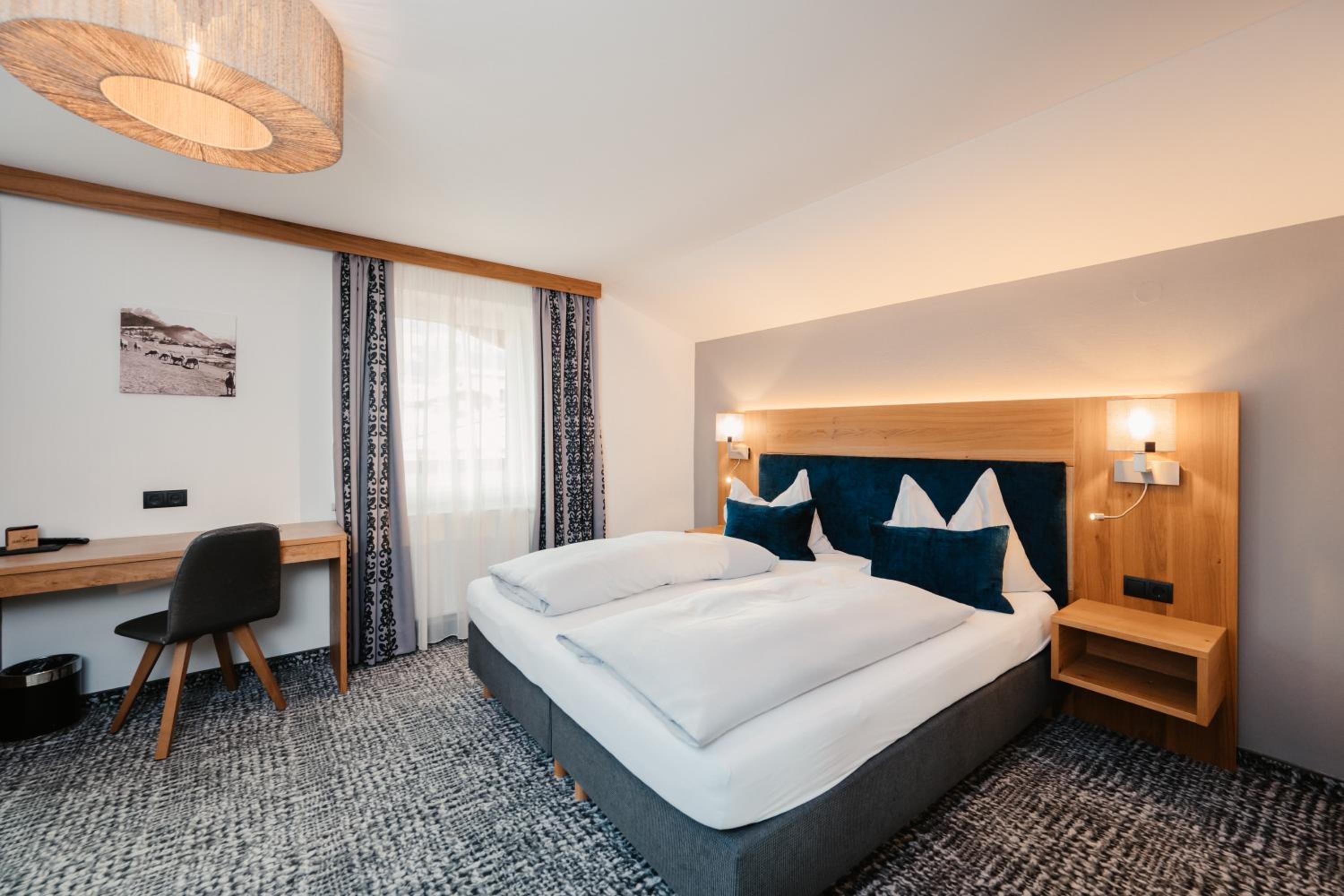Triple Room with Balcony - Photo 11