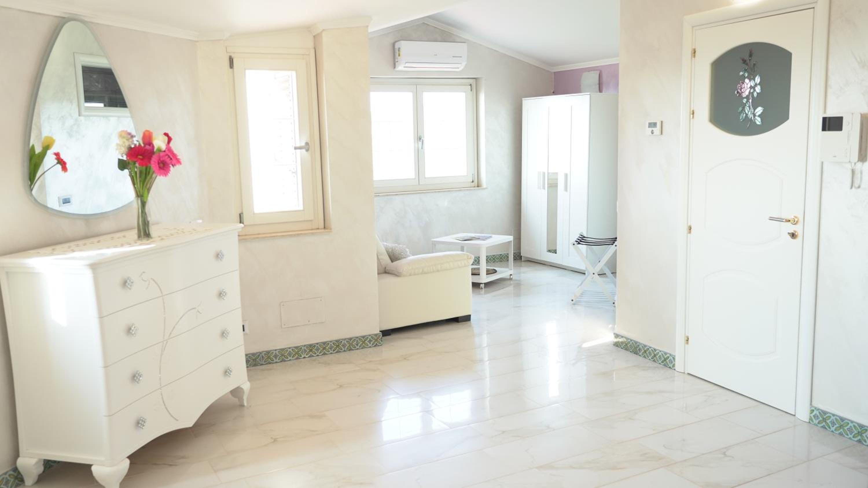Double Room with Lake View photo 3