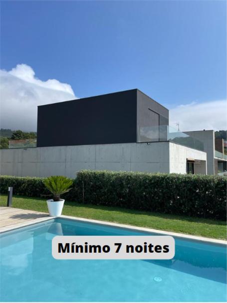 Villa photo 1