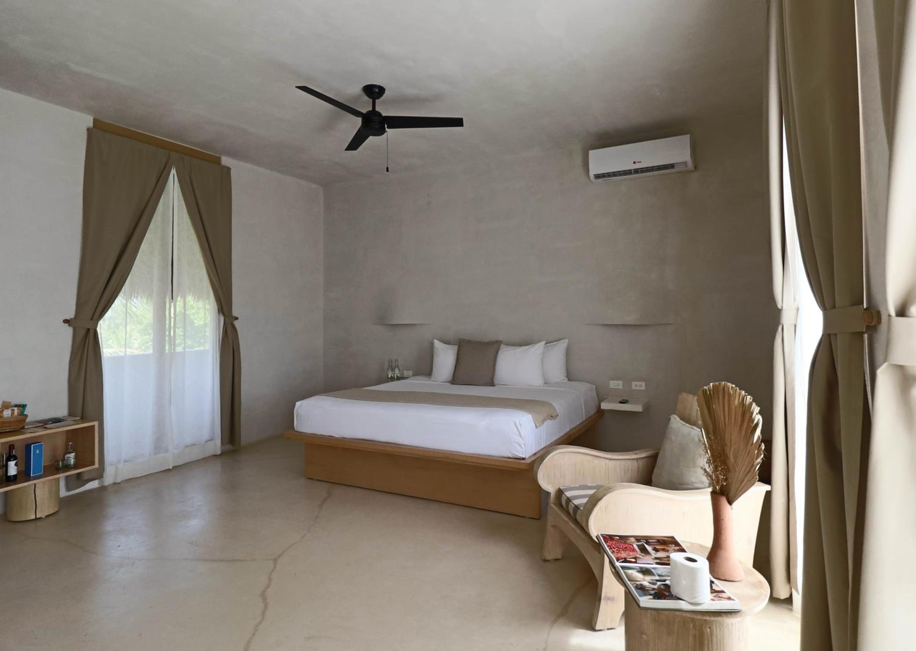 Junior Suite - Photo 1