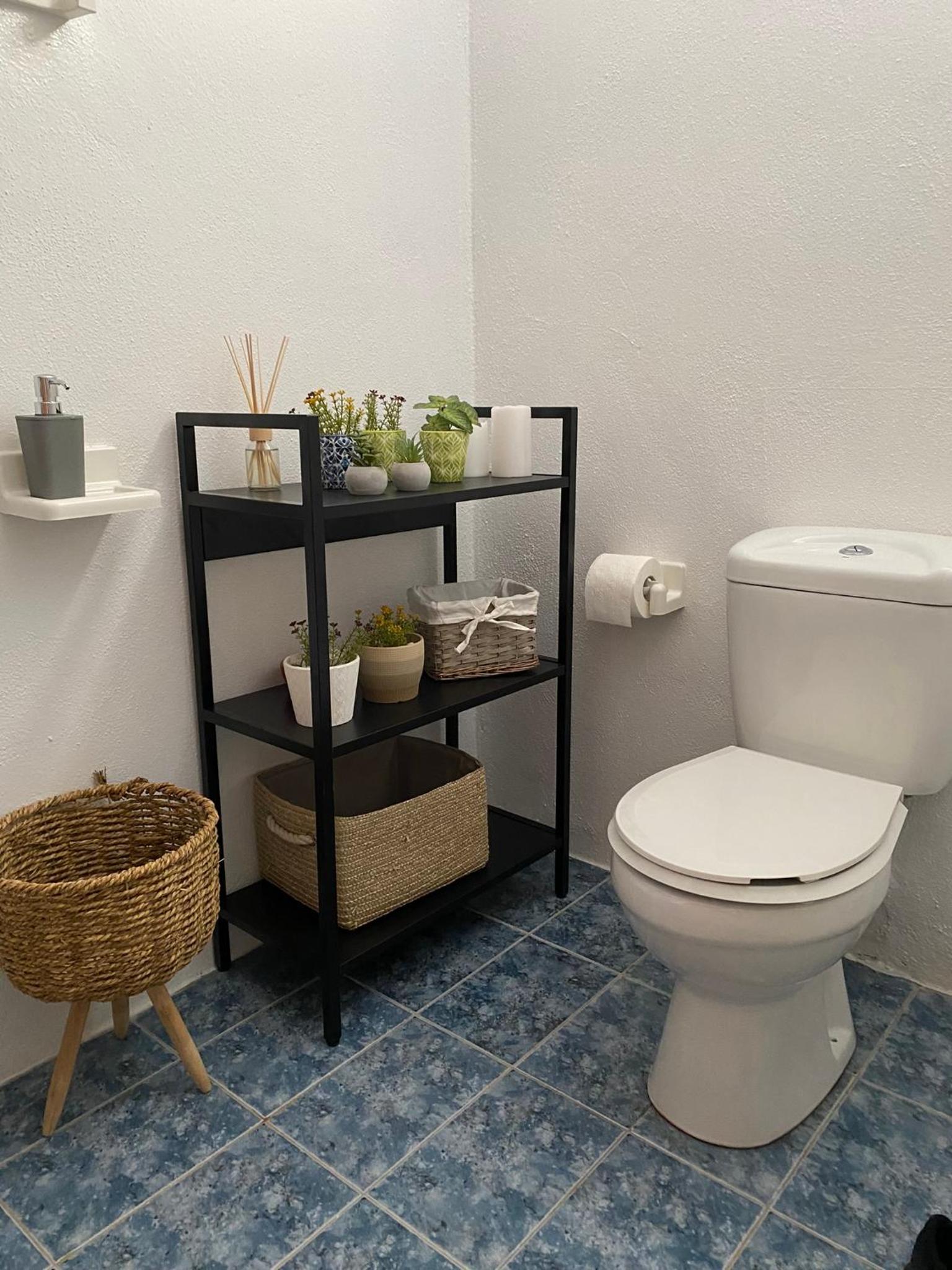 Three-Bedroom Apartment - Photo 9