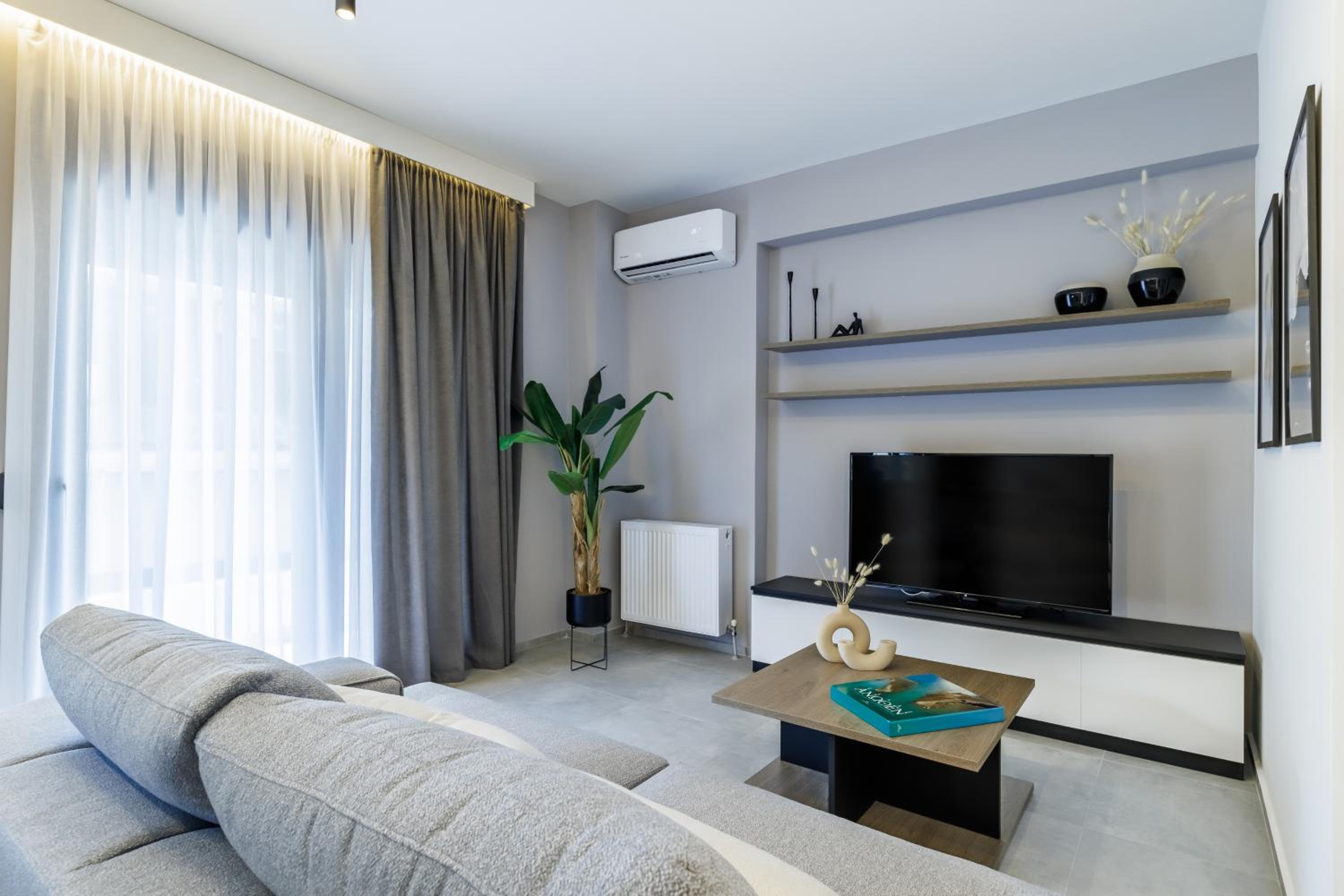 Superior Apartment photo 1