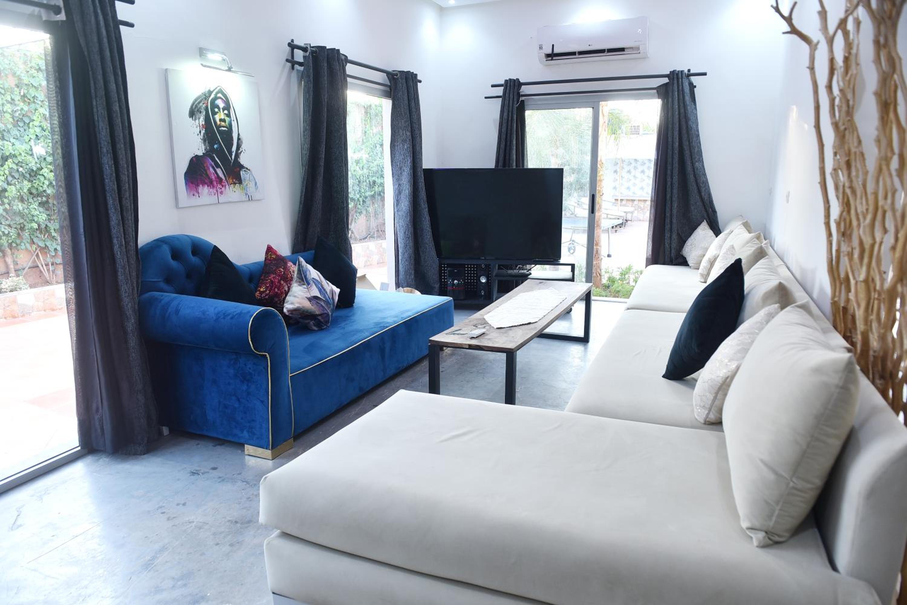 Villa with Garden View - Photo 15