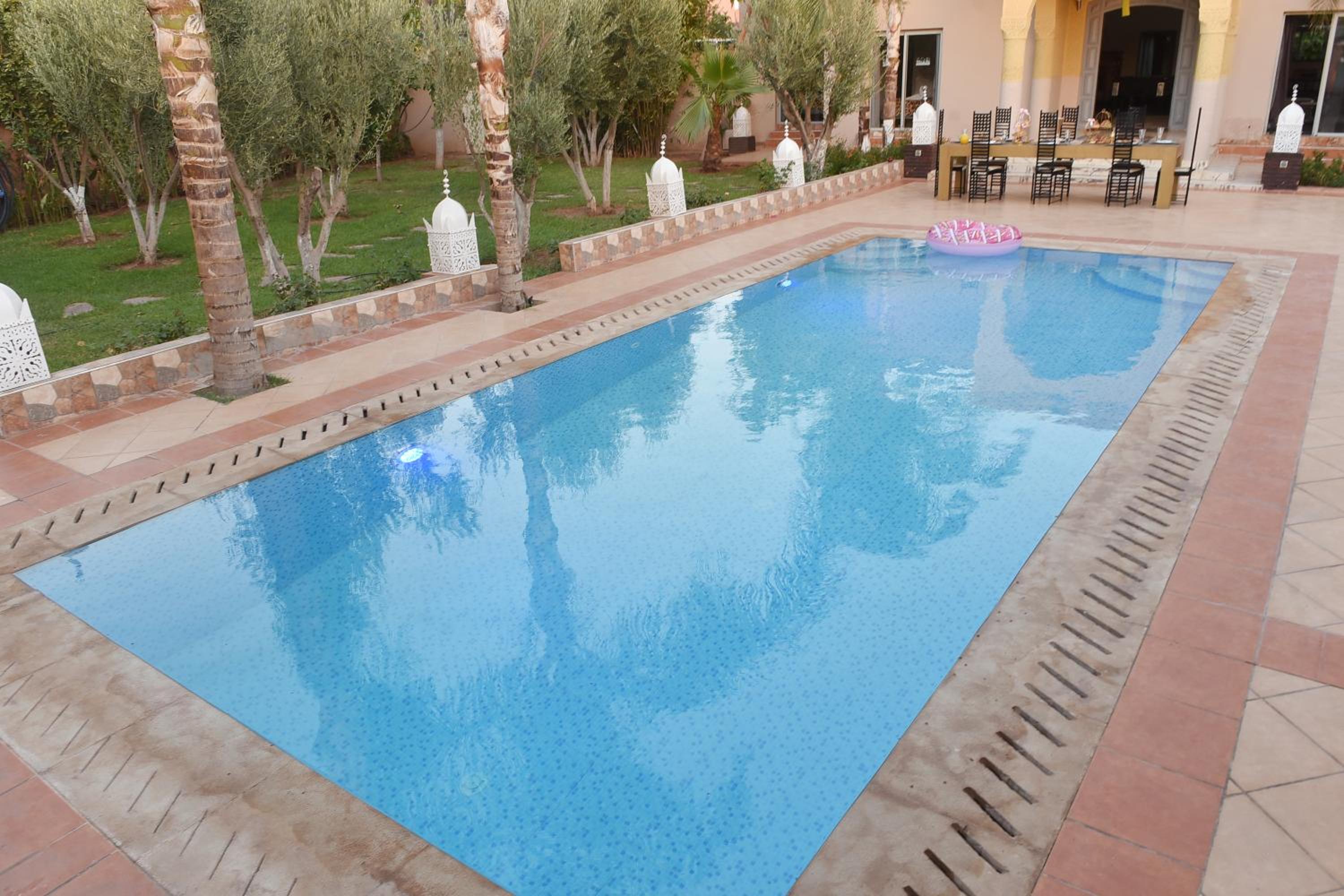 Villa with Garden View - Photo 46