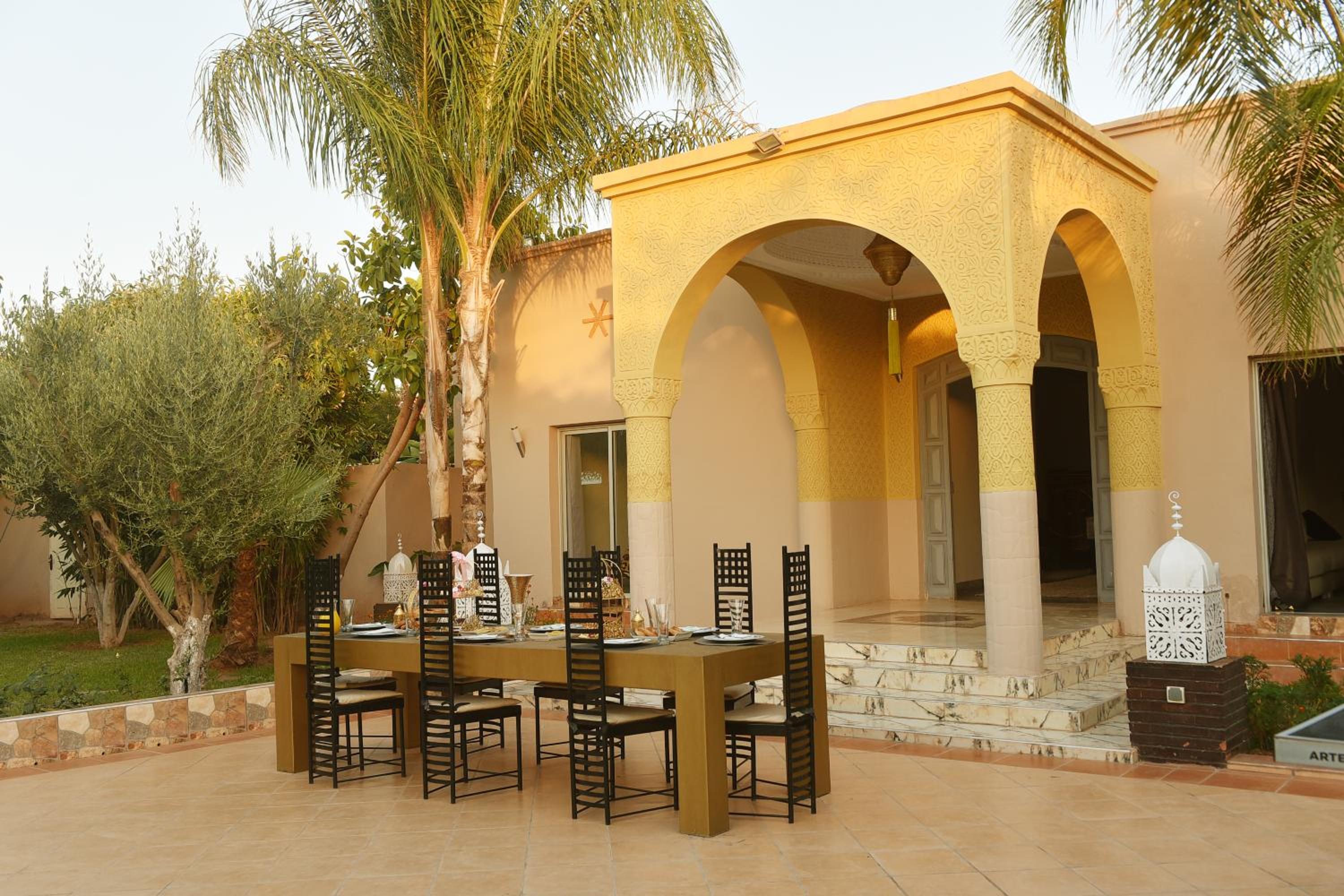 Villa with Garden View - Photo 39
