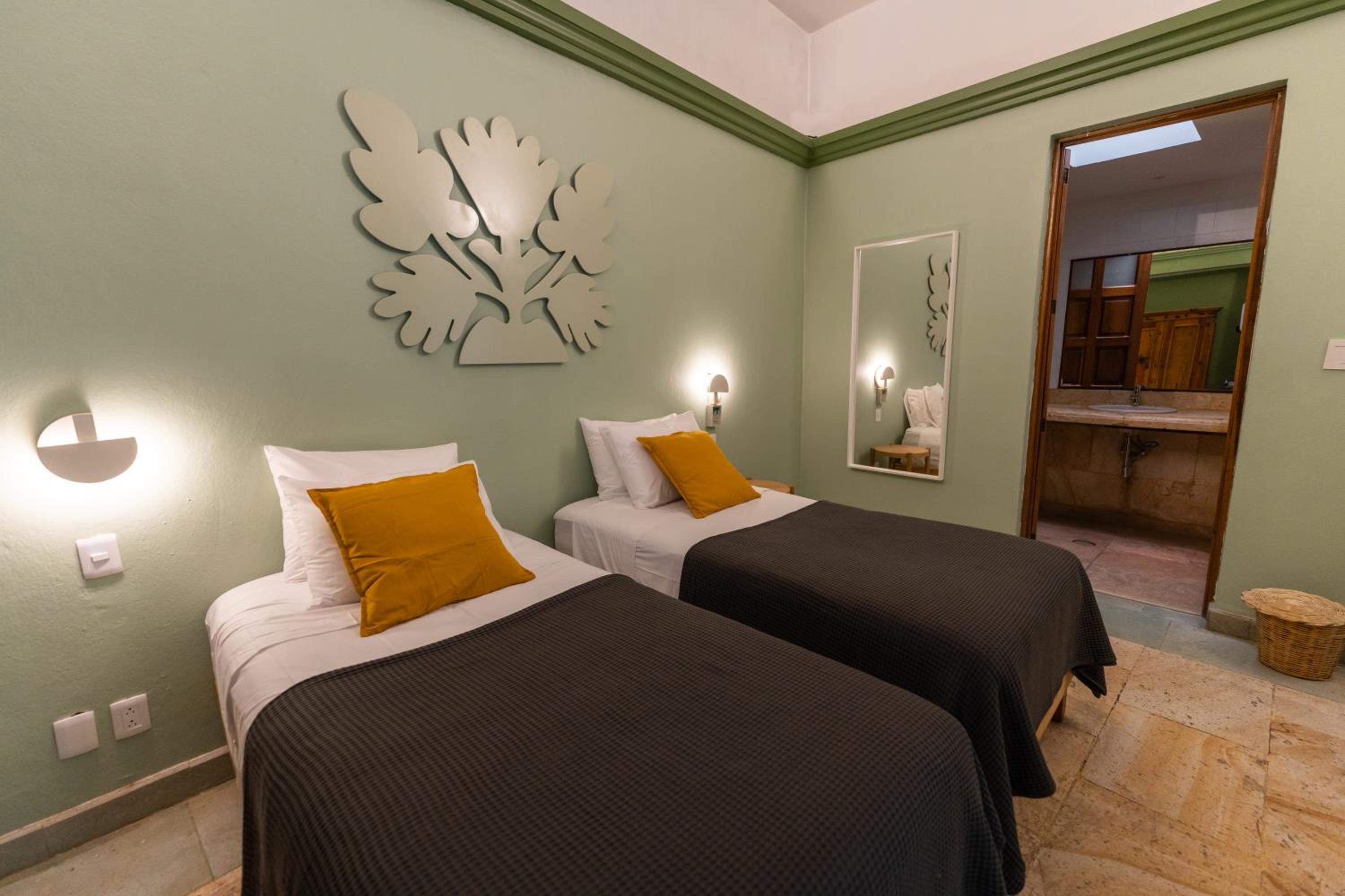 Superior Twin Room - Photo 1