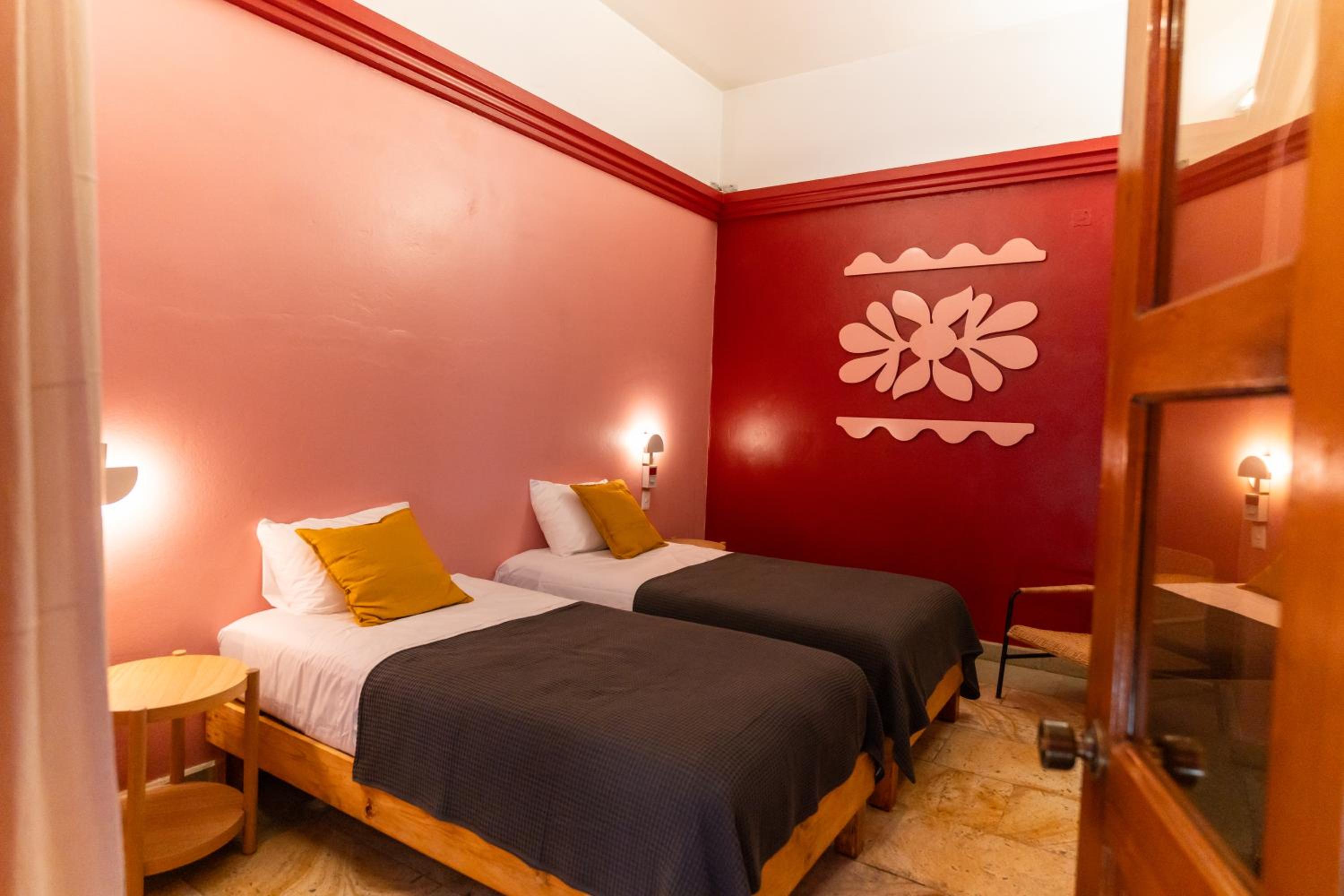 Superior Twin Room - Photo 2