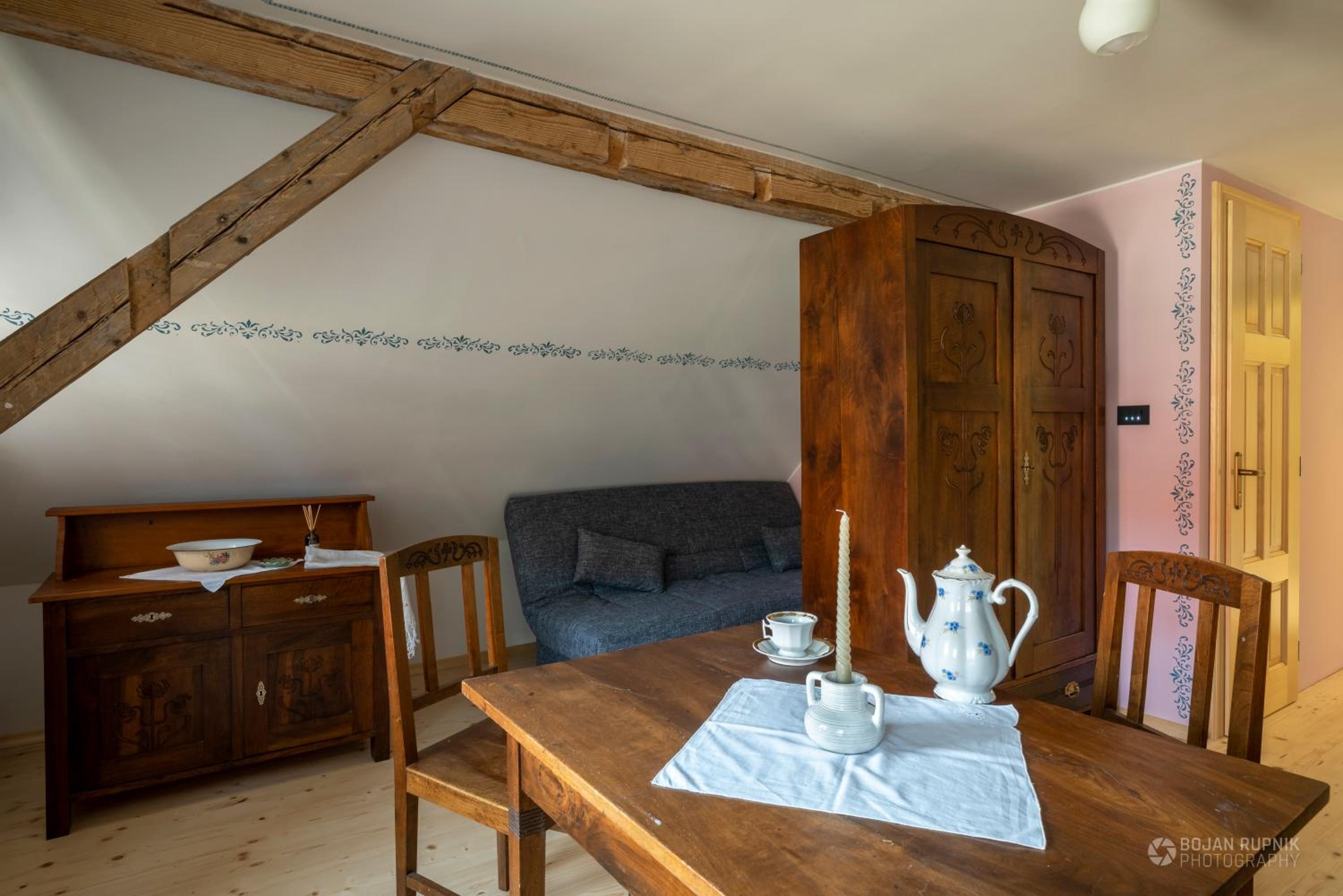 Three Bedroom Country House - Photo 10