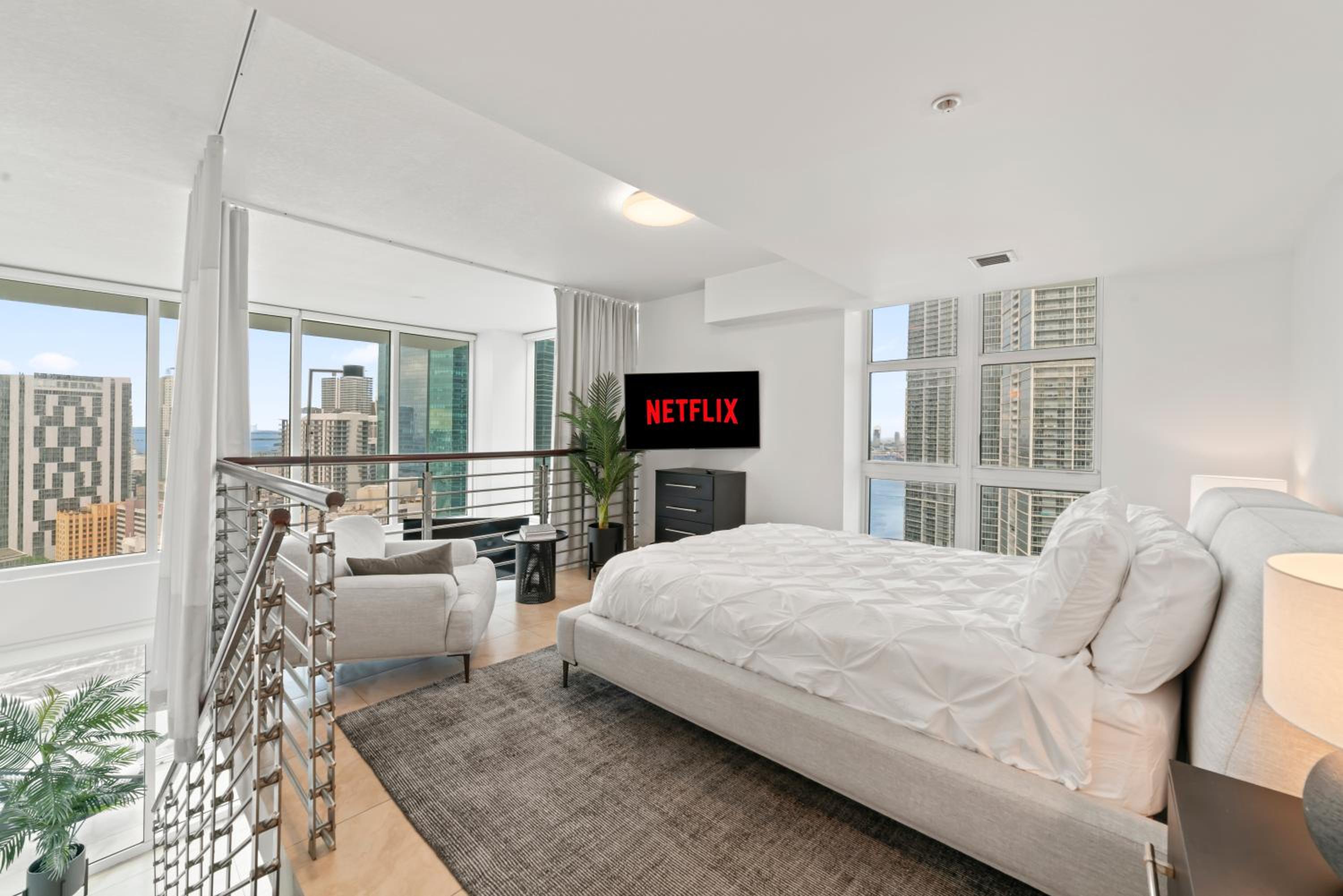 Penthouse Apartment photo 3