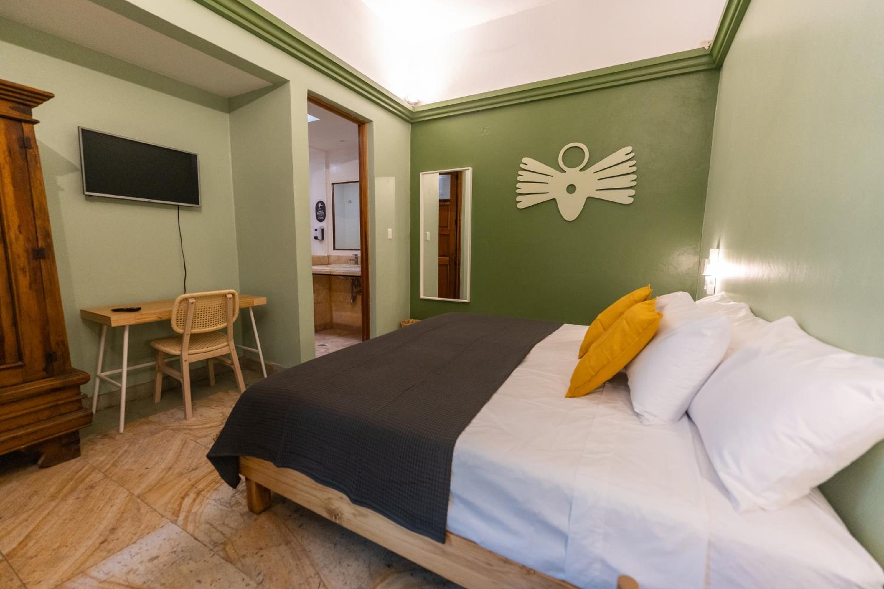 Deluxe Double Room - Photo 2