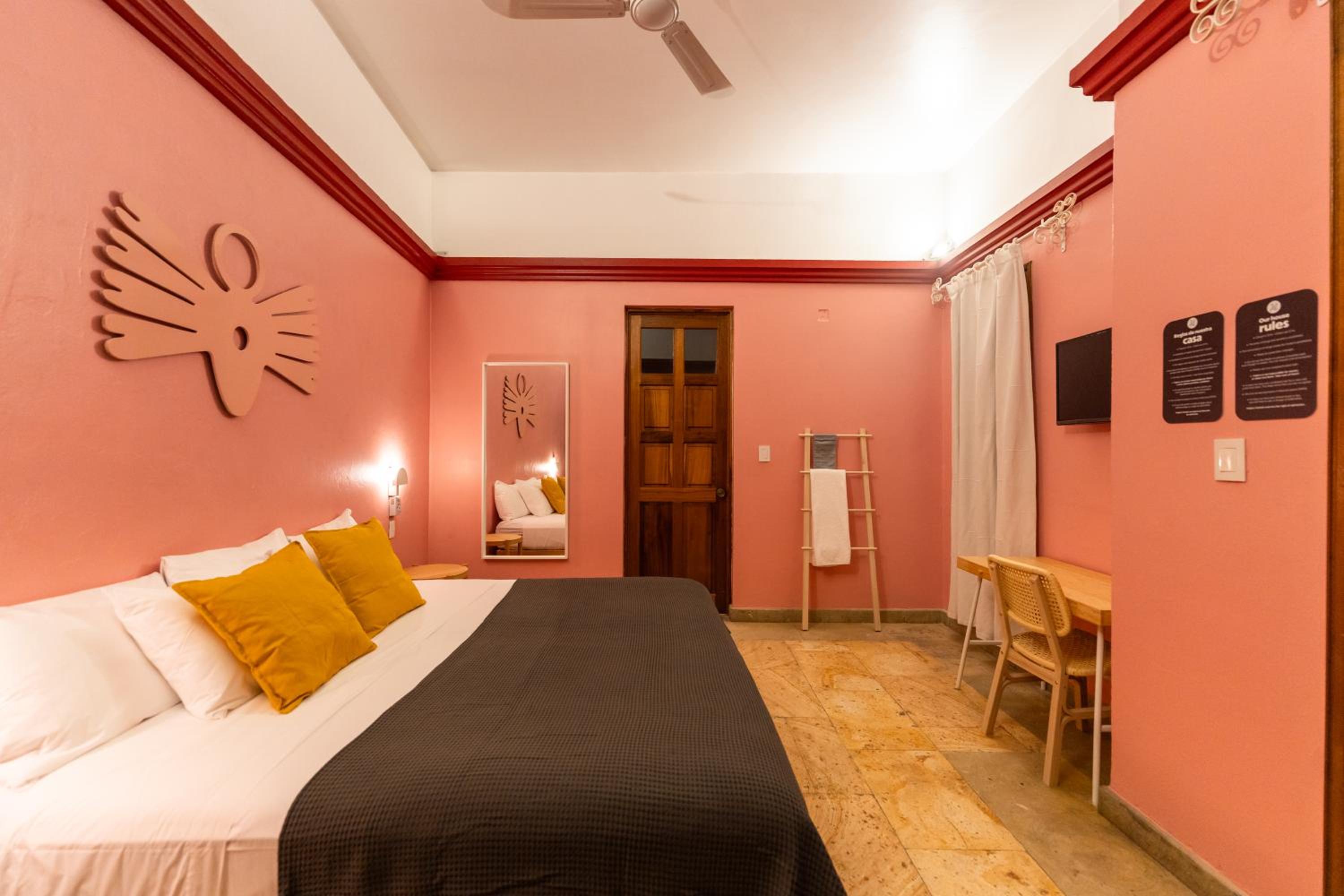 Deluxe Double Room - Photo 4