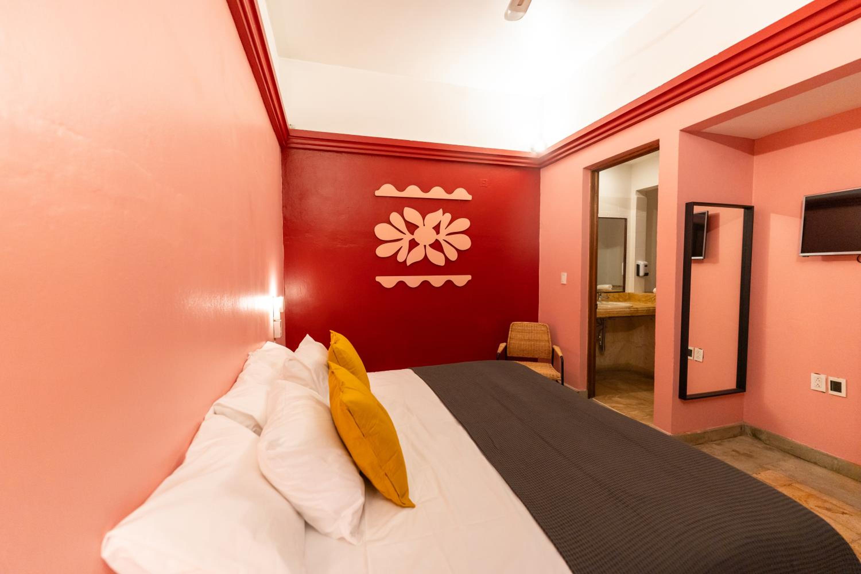 Deluxe Double Room - Photo 1
