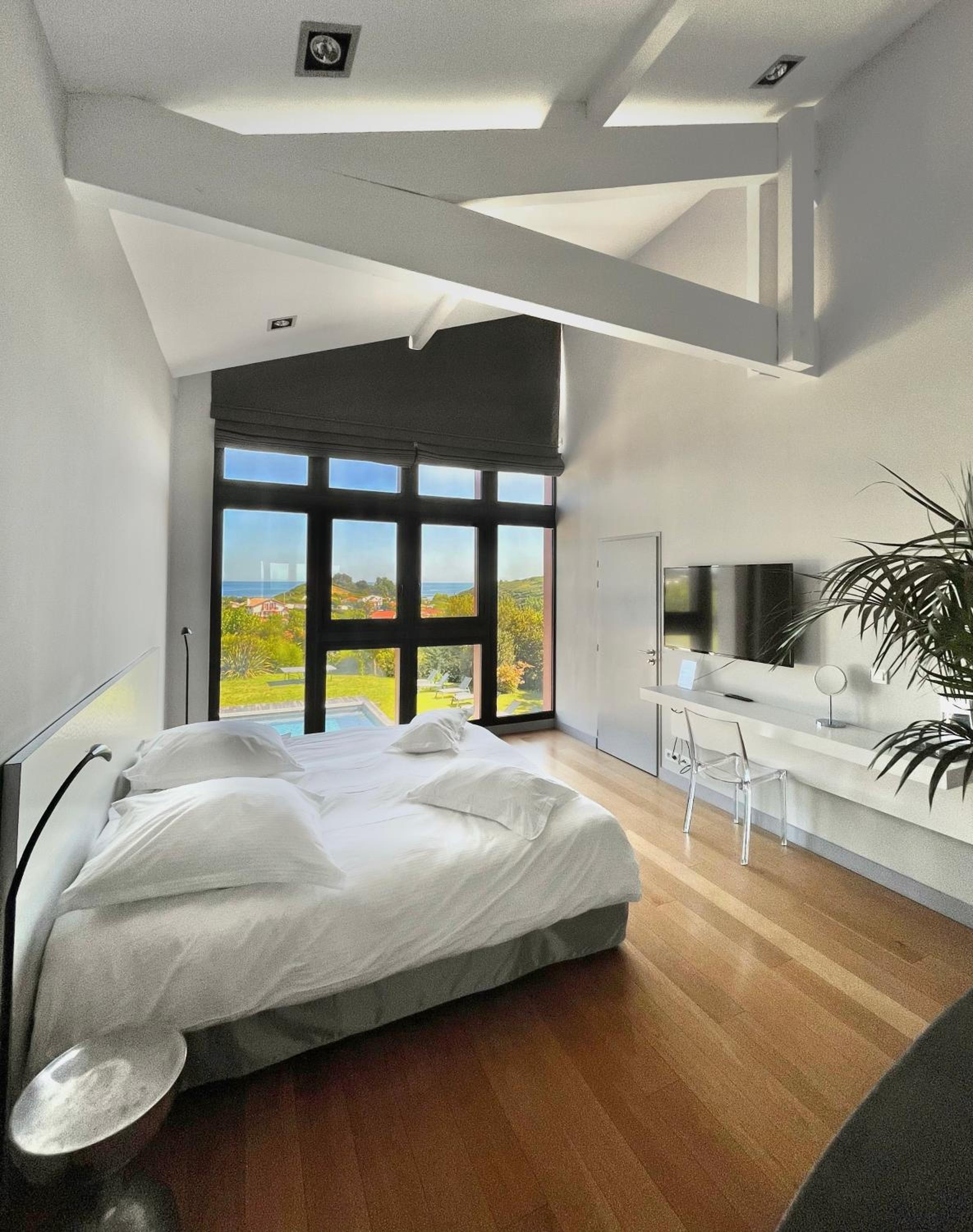 Mundaka Room with Ocean view photo 2