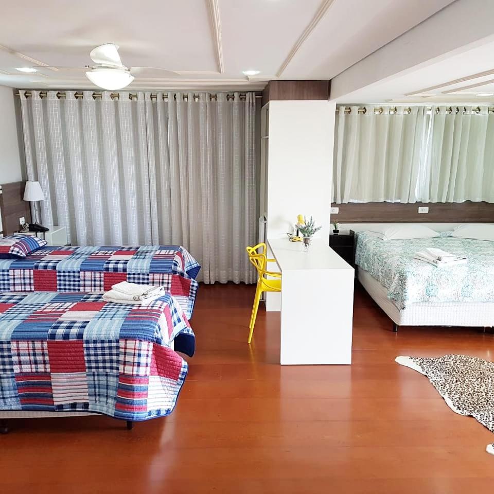 Deluxe King Room photo 1