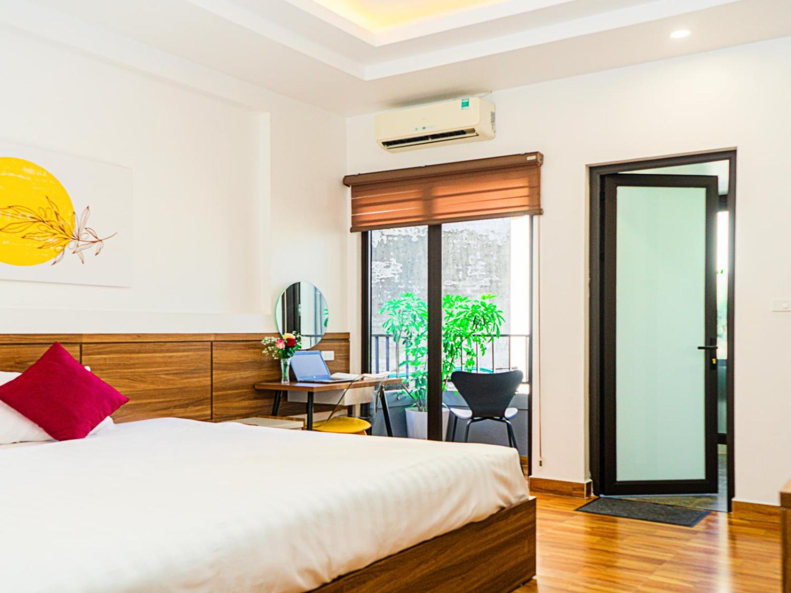 Deluxe Double or Twin Room with Balcony - Photo 3