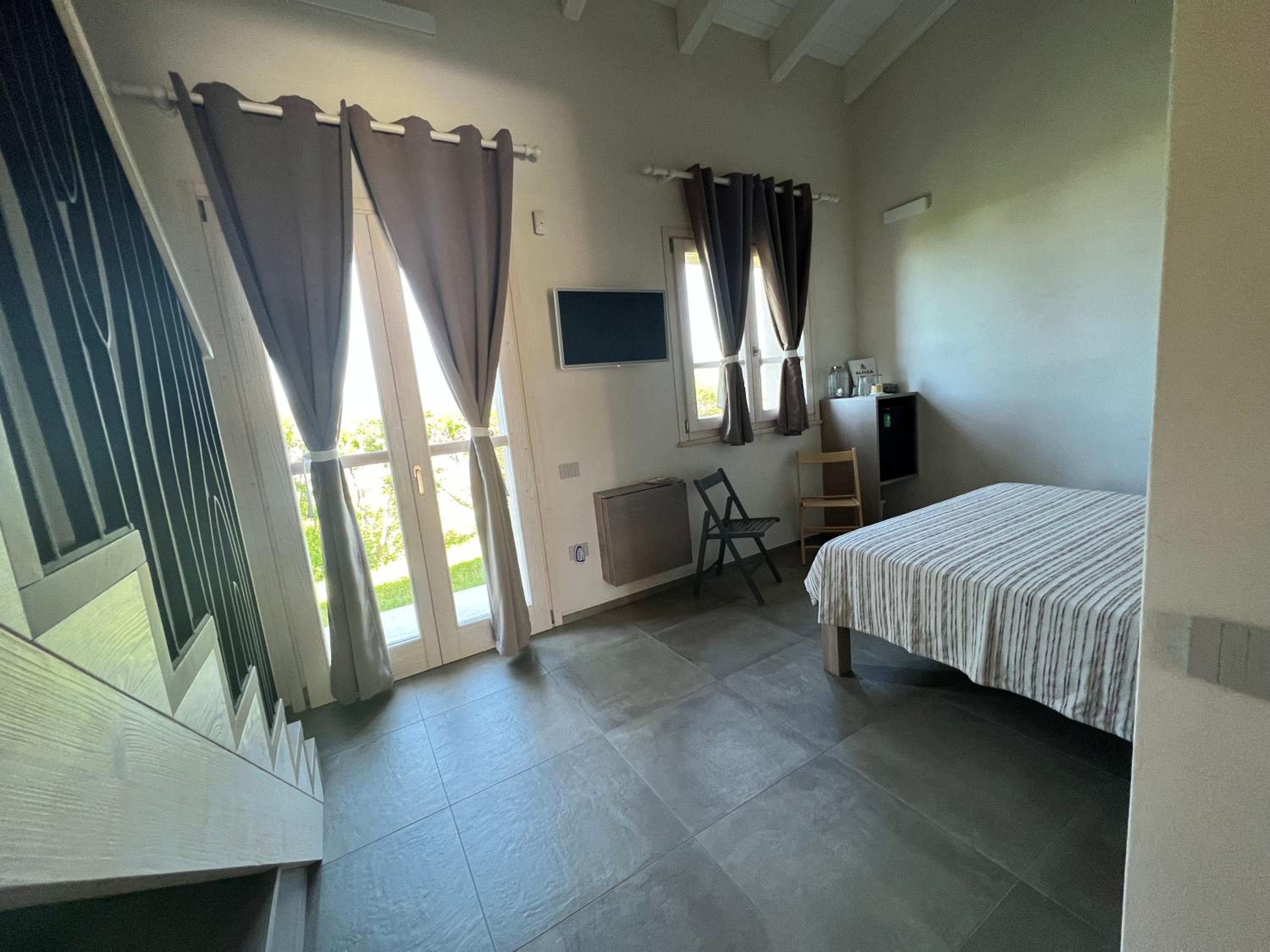 Triple Room with Sea View photo 2