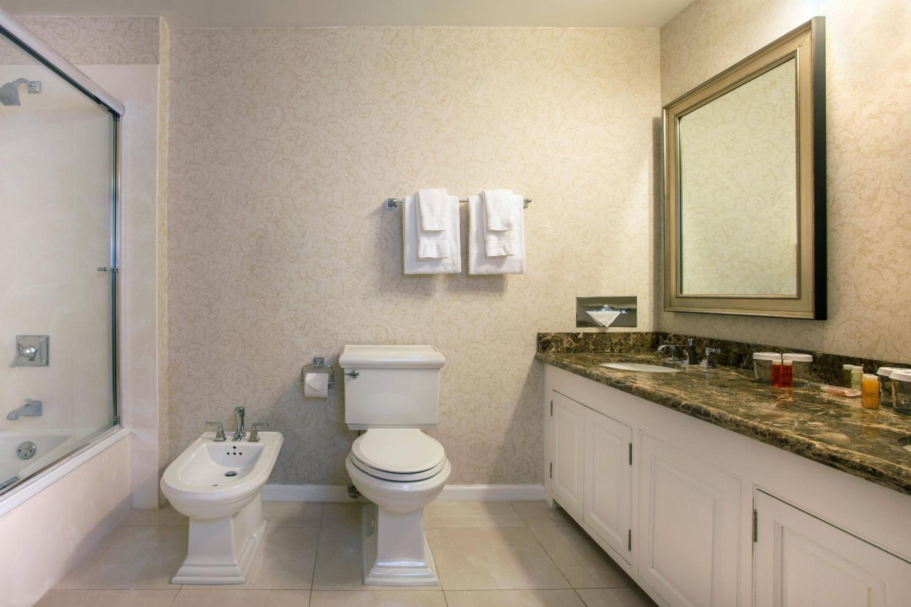 Studio Suite With Kitchen - Photo 7